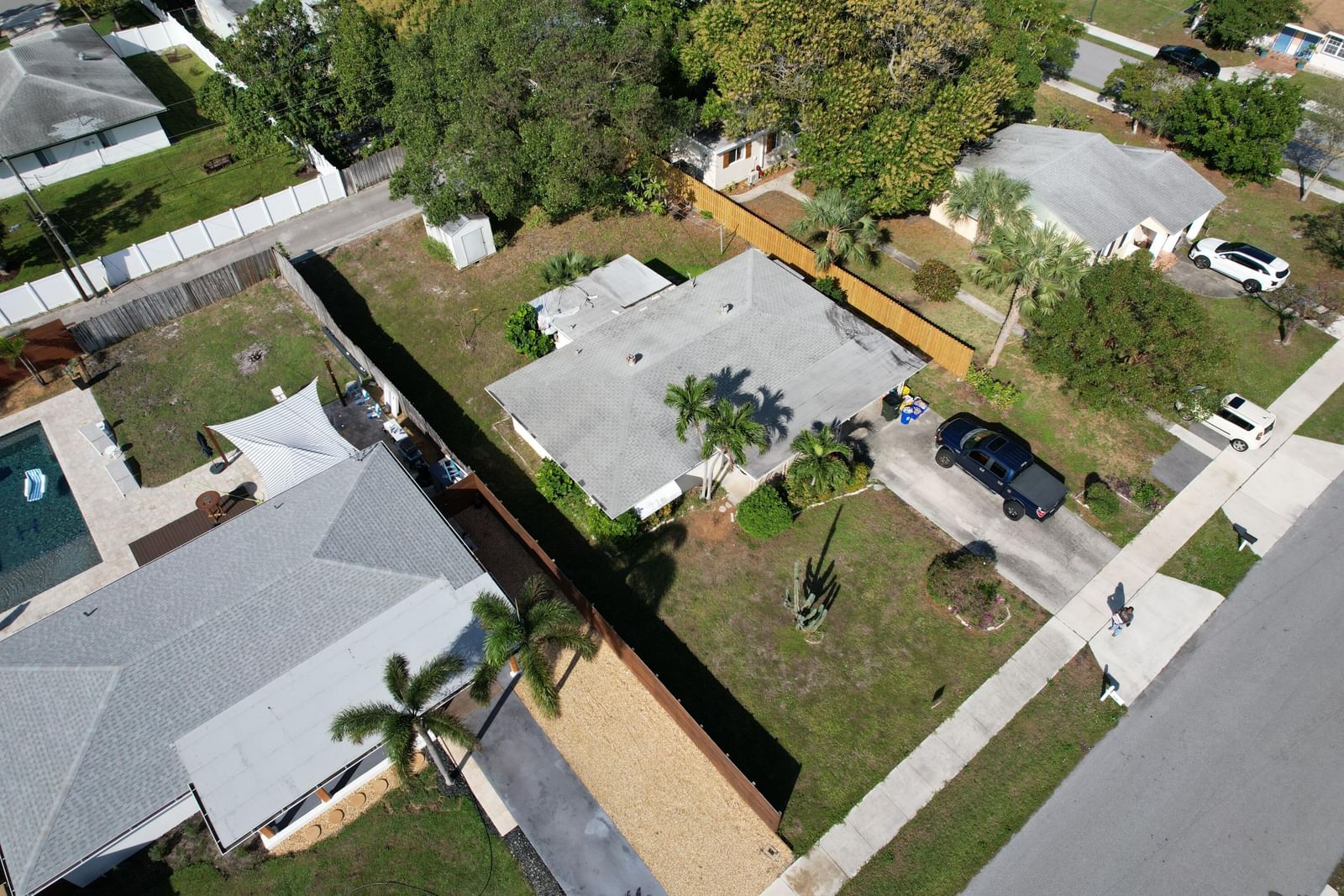 910 SE 3rd Avenue, Delray Beach, FL 33483 photo 3