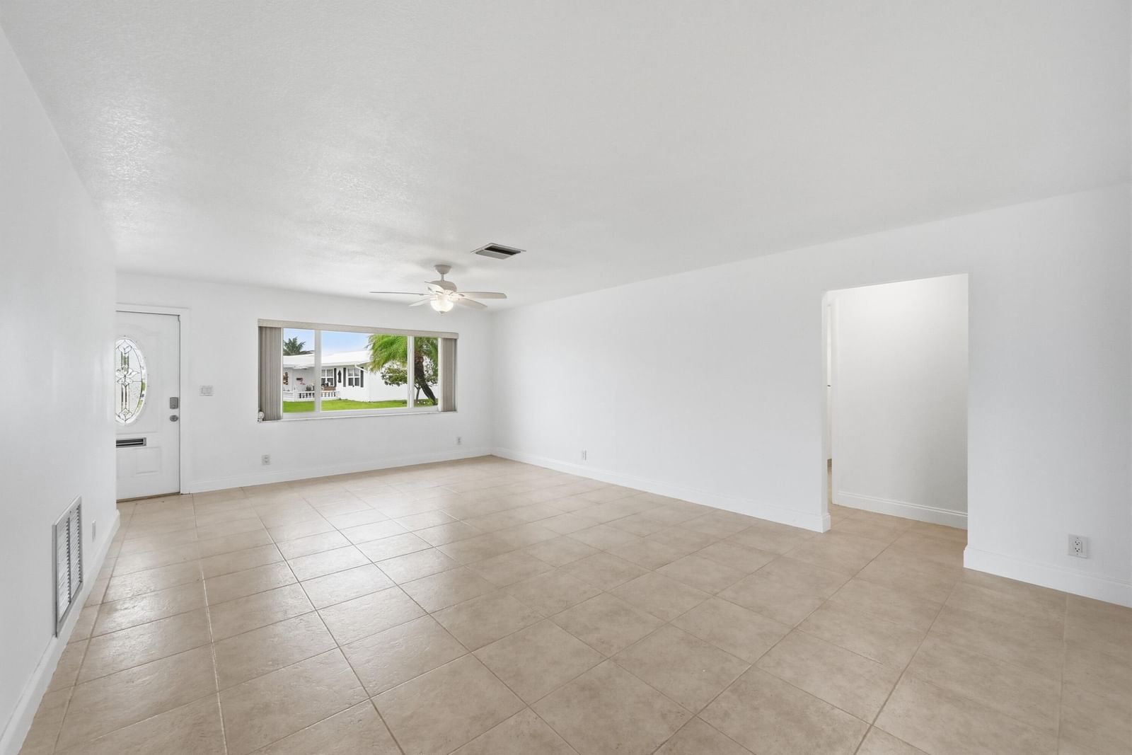 1316 SW 23rd Street, Boynton Beach, FL 33426 photo 5