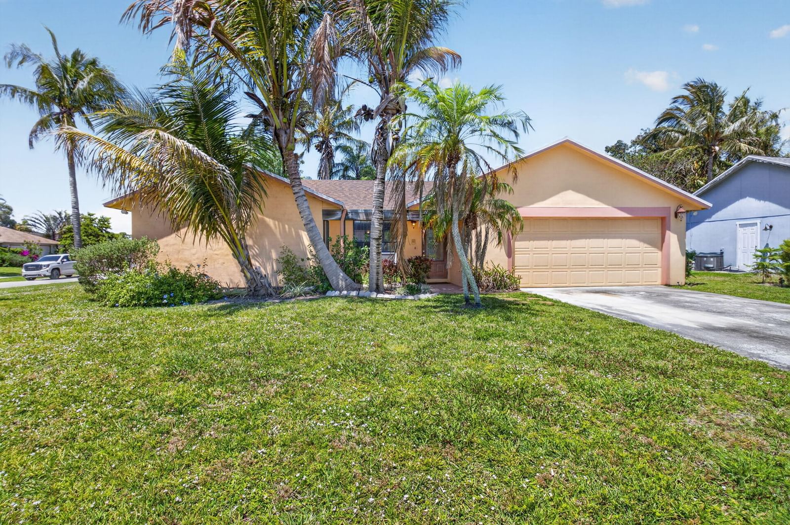 9389 Longmeadow Circle, Boynton Beach, FL 33436 photo 2