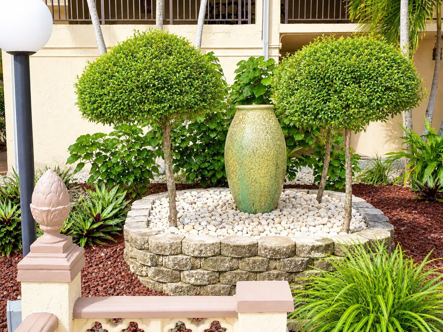 2831 Somerset Drive #305, Lauderdale Lakes, FL 33311 photo 2