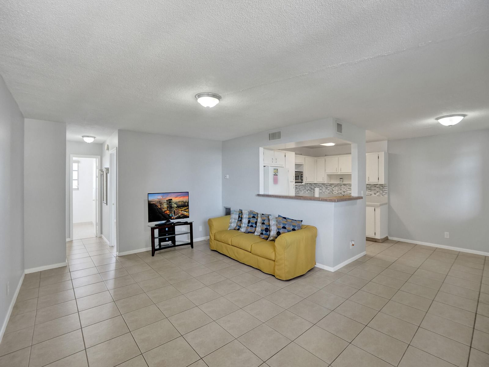 1811 Jefferson Street #404, Hollywood, FL 33020 photo 5