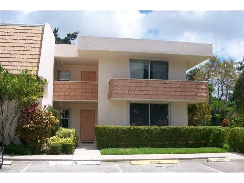 4031 N Cypress Drive #101, Pompano Beach, FL 33069 photo 2