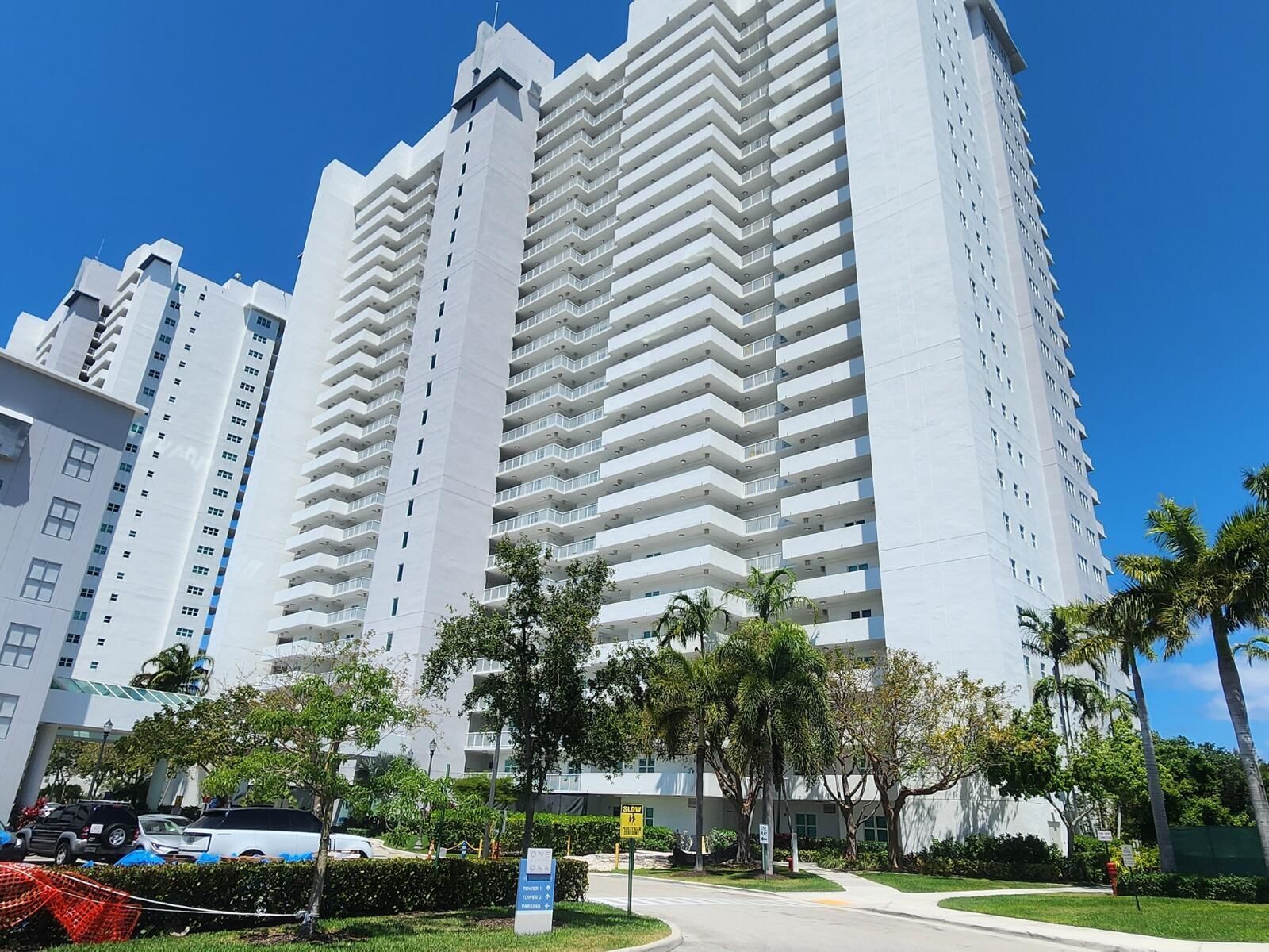 15051 Royal Oaks Lane #202, North Miami, FL 33181 photo 2
