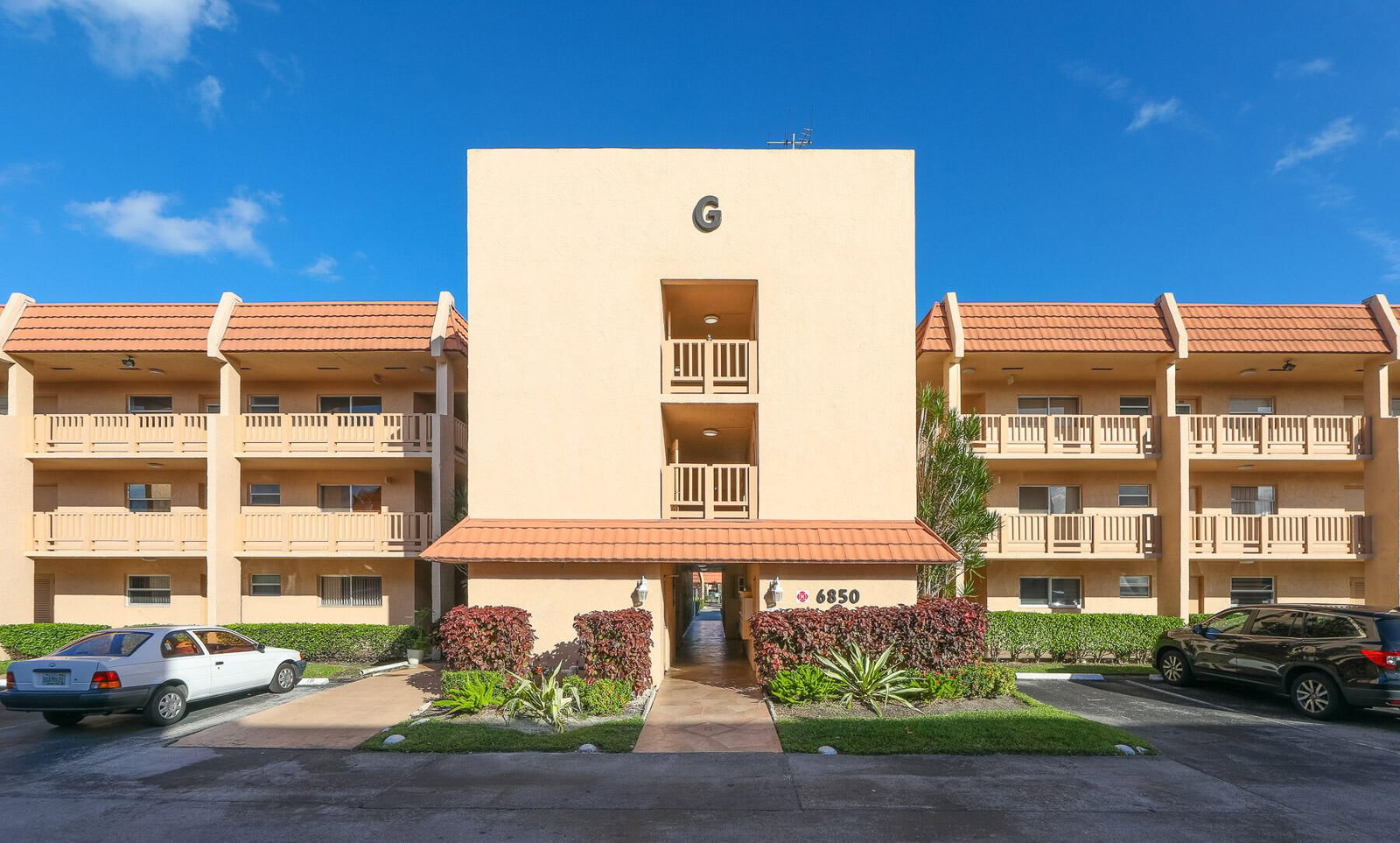 6850 Royal Palm Boulevard #303g, Margate, FL 33063 photo 2