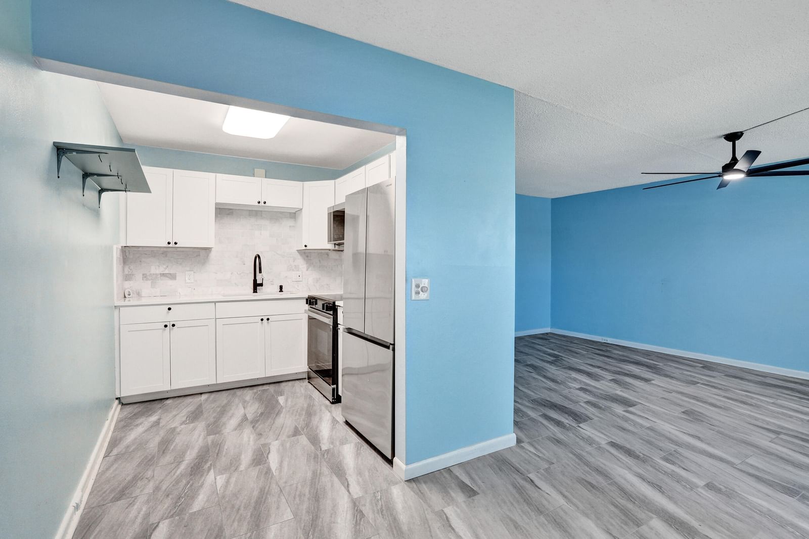 358 Oakridge T #358, Deerfield Beach, FL 33442 photo 5