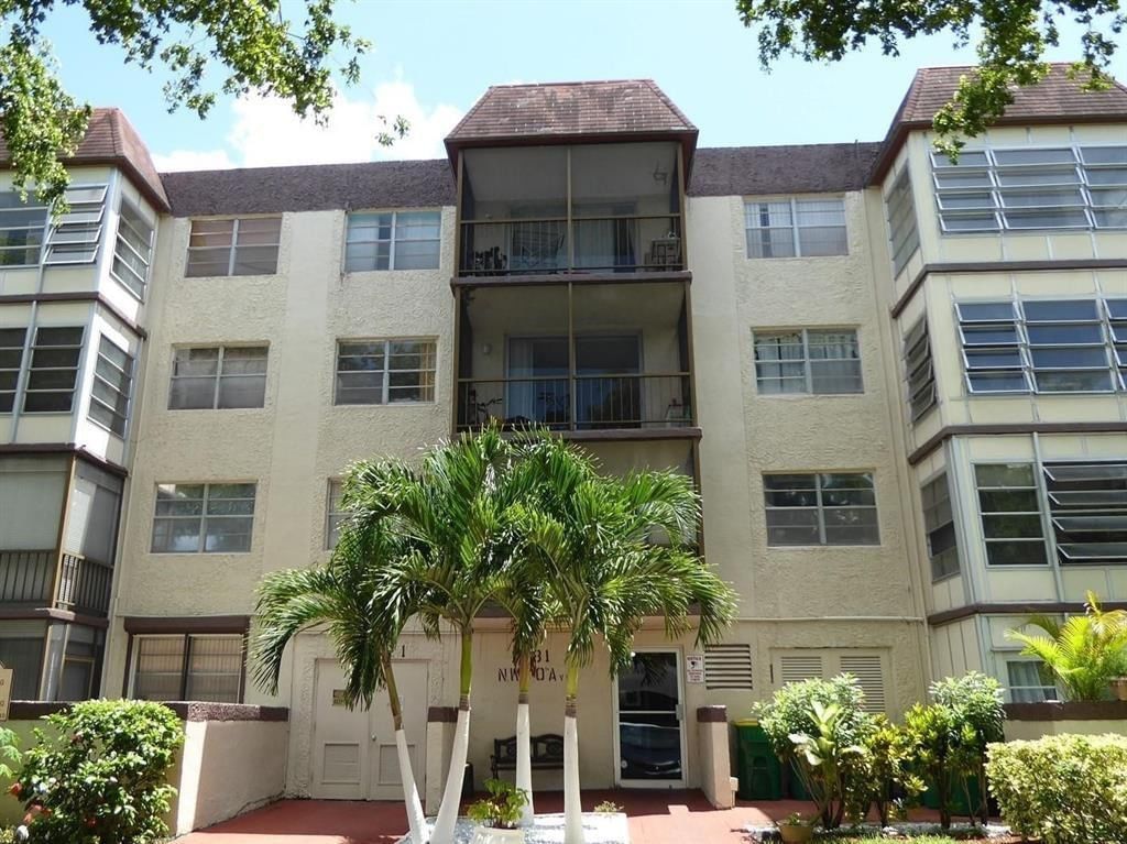 1681 NW 70th Avenue #403, Plantation, FL 33313 photo 2