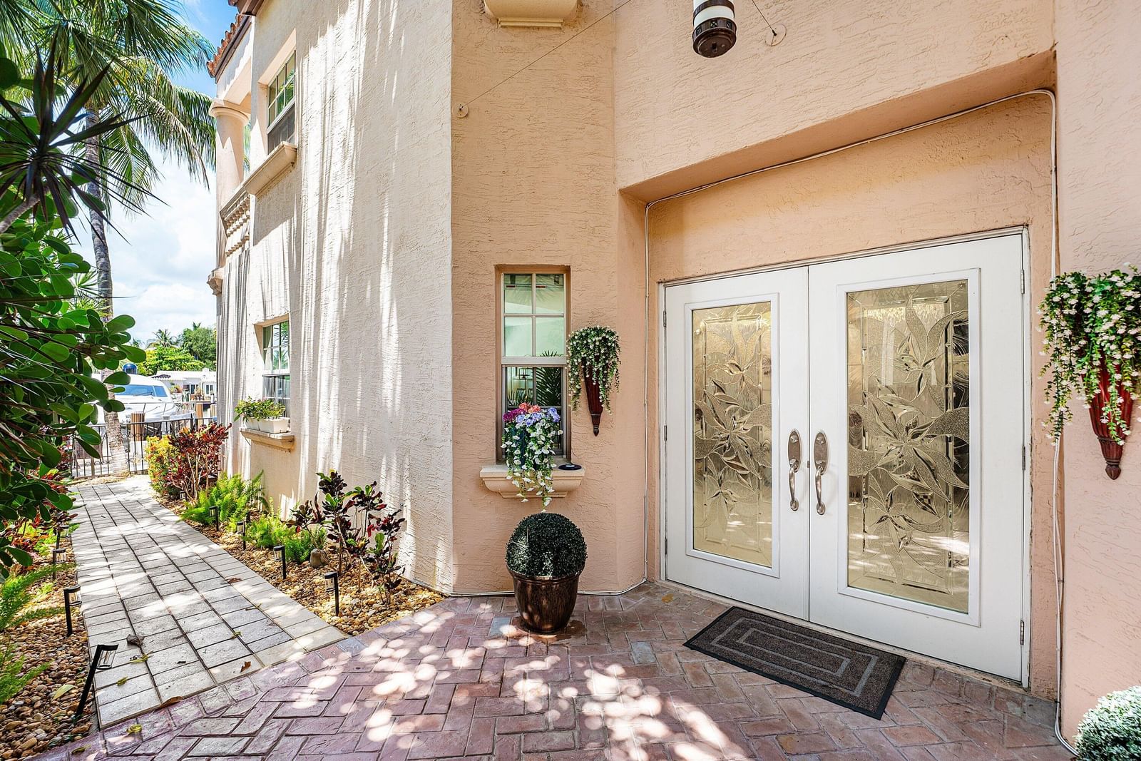 19 Hendricks Isle, Fort Lauderdale, FL 33301 photo 4