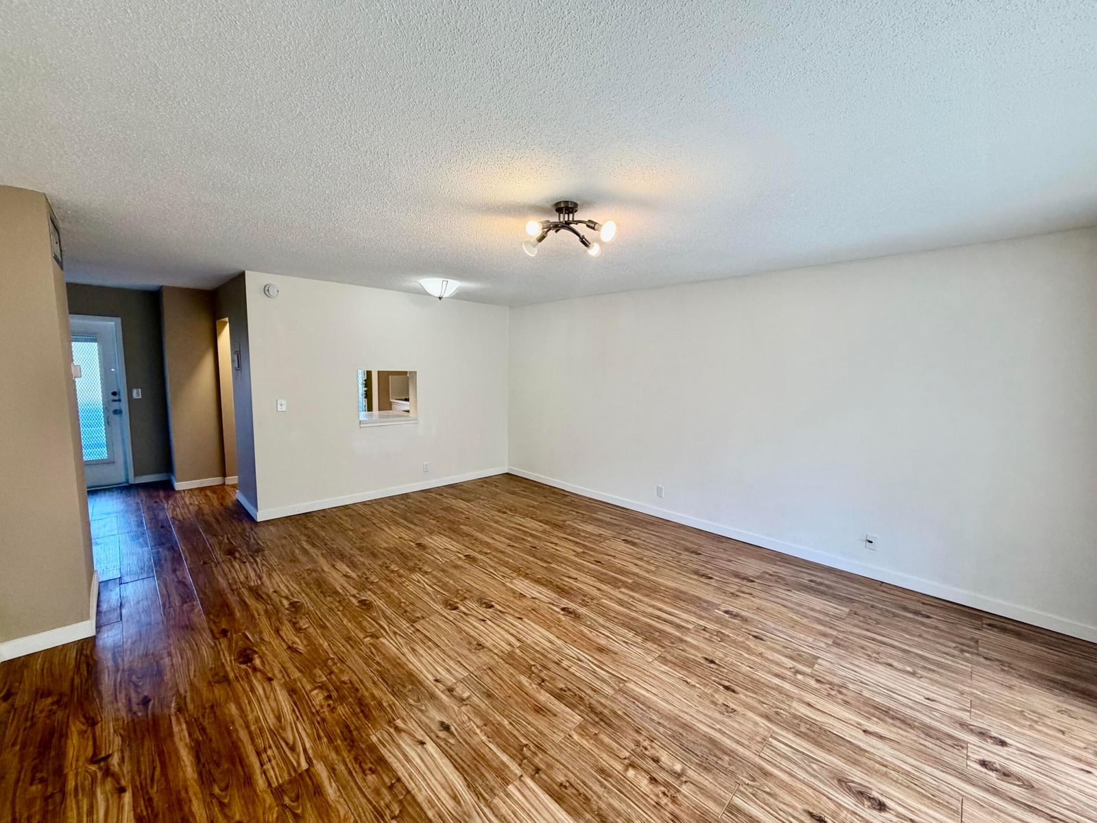 1000 NE 14th Avenue #304, Hallandale Beach, FL 33009 photo 3