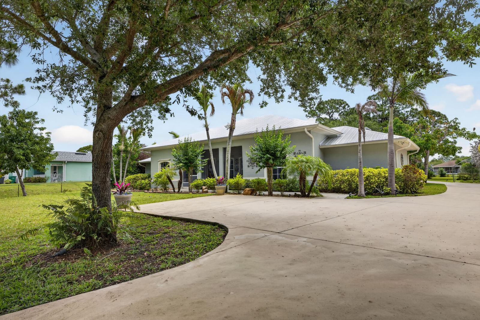 5606 Silver Oak Drive, Fort Pierce, FL 34982 photo 3