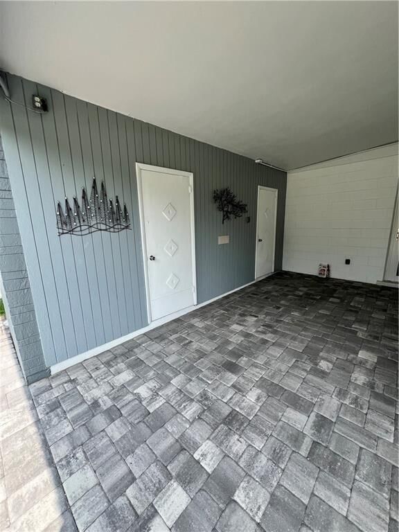 1950 Cortez Boulevard, Fort Pierce, FL 34982 photo 3