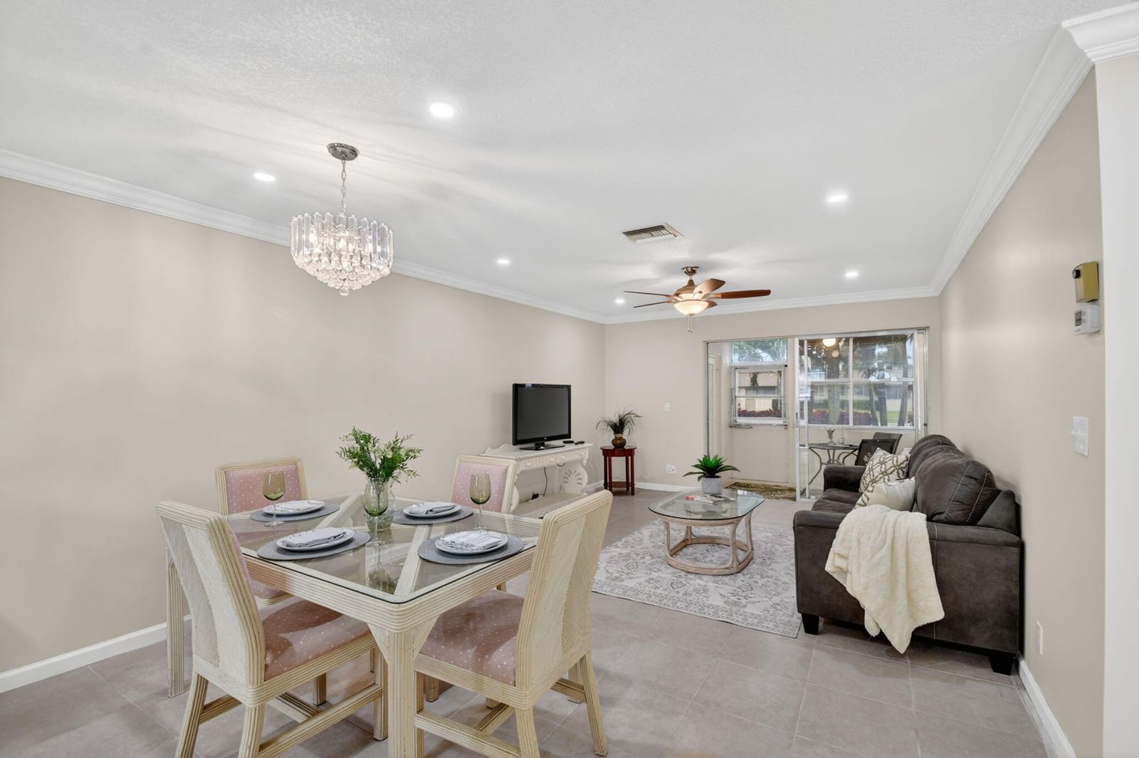 2787 Dudley Dr DR #Apt D, West Palm Beach, FL 33415 photo 2