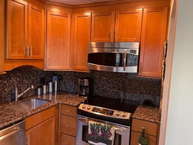 22 Colonial Club Drive #103, Boynton Beach, FL 33435 photo 3