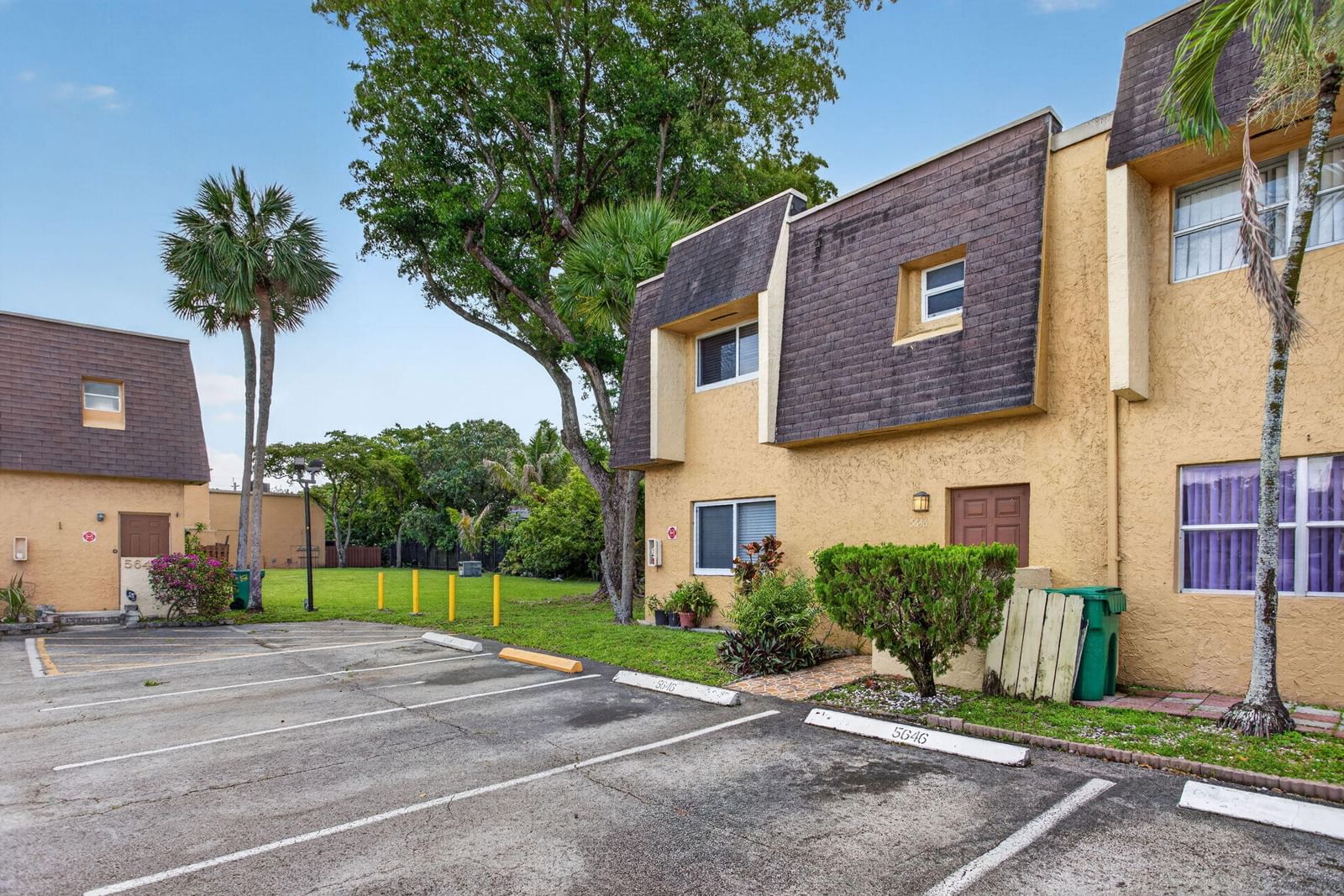 5646 Blueberry Court #23, Lauderhill, FL 33313 photo 2