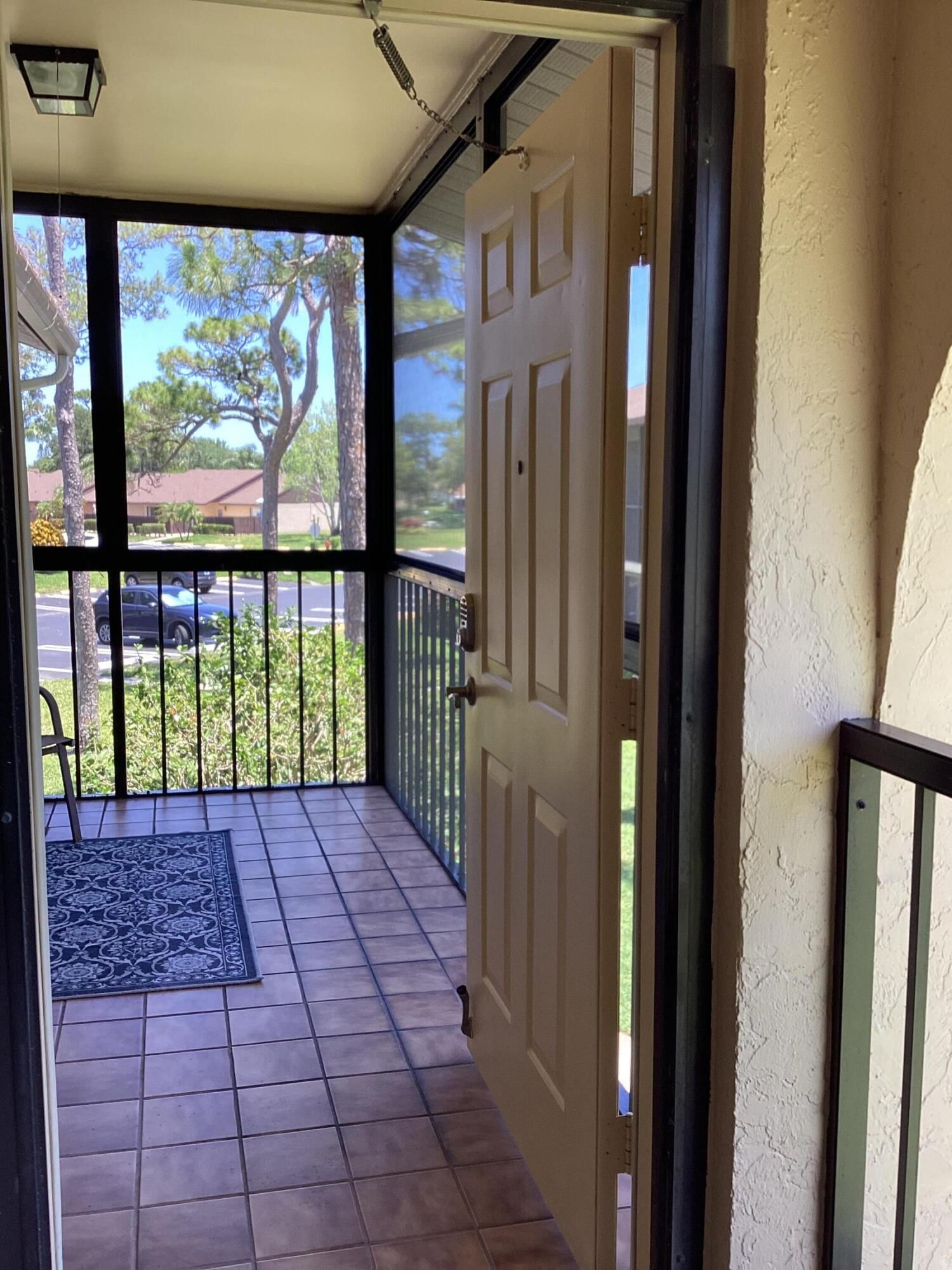 410 Pine Glen Lane #B-2, Greenacres, FL 33463 photo 3