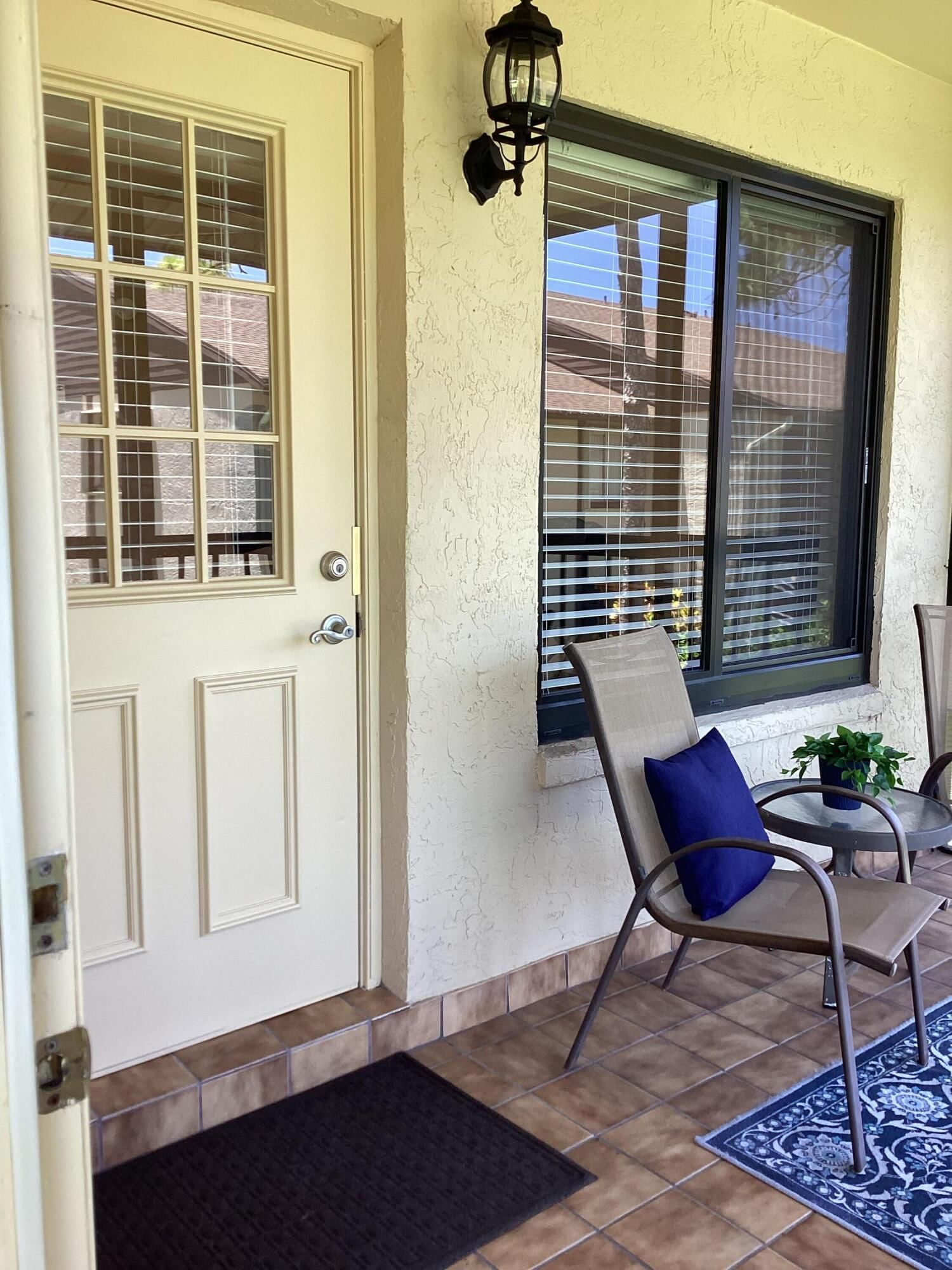410 Pine Glen Lane #B-2, Greenacres, FL 33463 photo 4