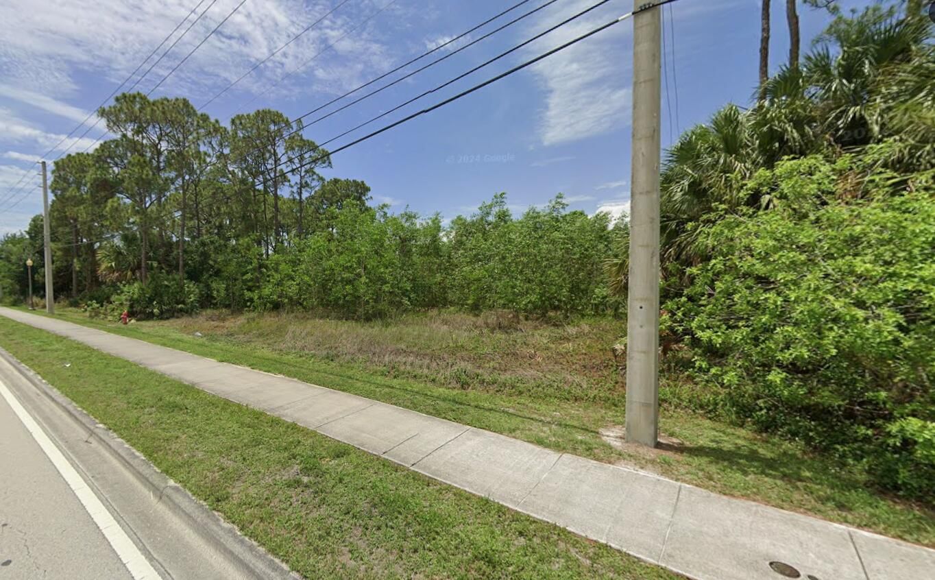 325 NW Prima Vista Boulevard, Port St Lucie, FL 34983 photo 3