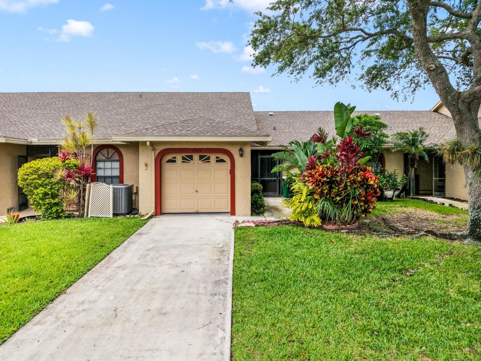 9663 NW 76th Street, Tamarac, FL 33321 photo 2