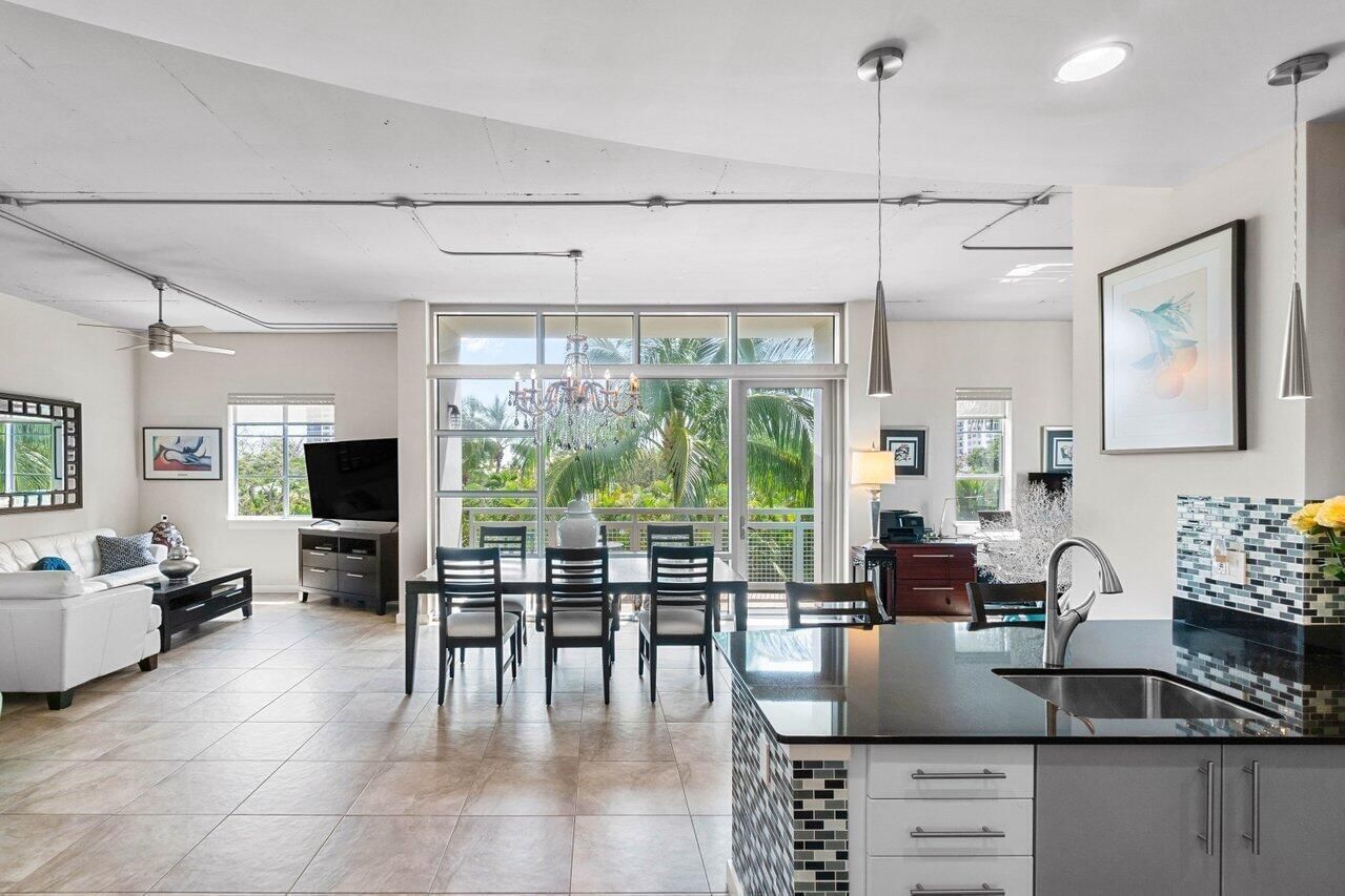 335 SE 6th Avenue #304, Delray Beach, FL 33483 photo 4