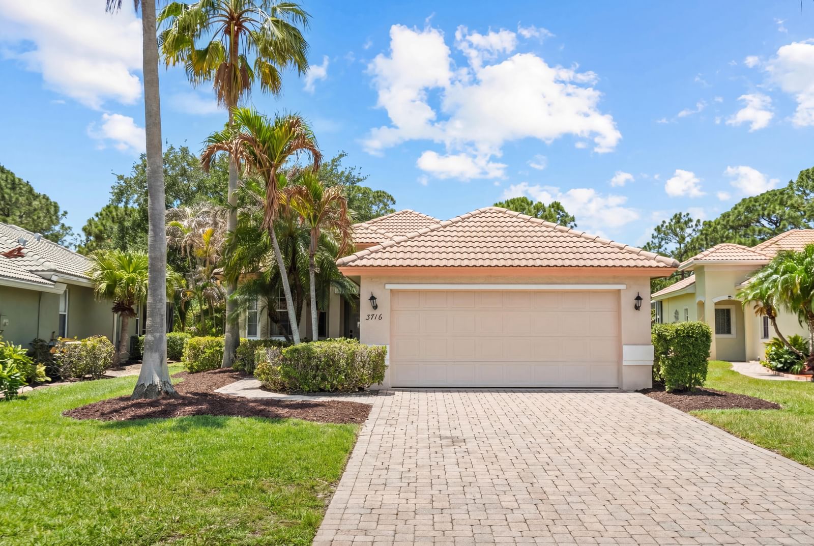 3716 NW Deer Oak Drive, Jensen Beach, FL 34957 photo 2