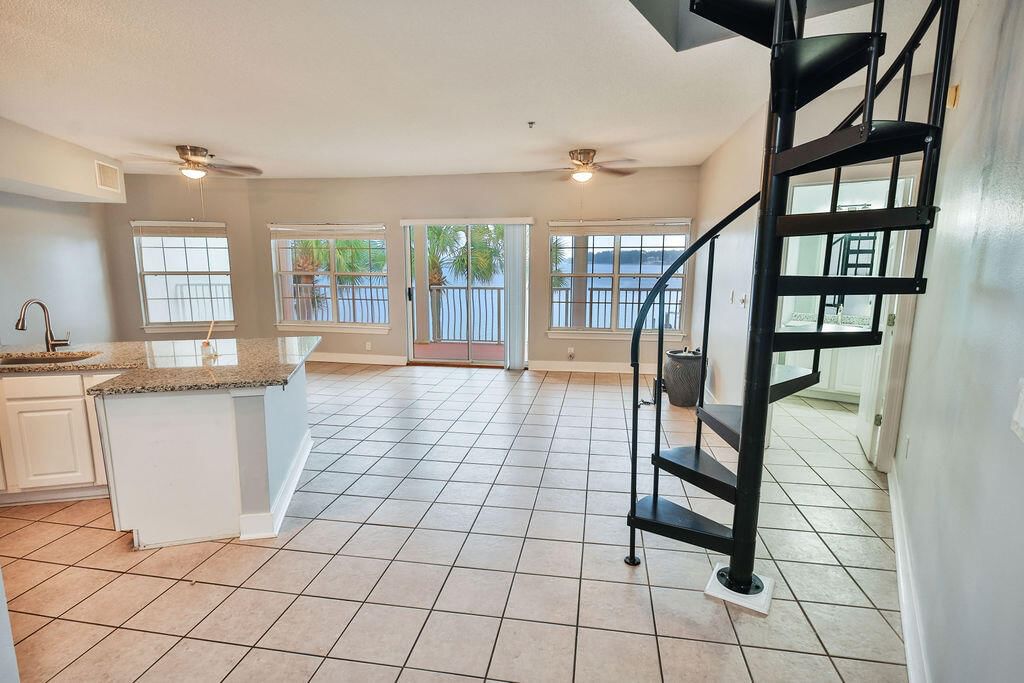 5 Laguna Street #205, Fort Walton Beach, FL 32548 photo 2