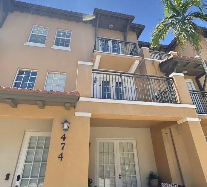 474 SW 147th Avenue, Pembroke Pines, FL 33027 photo 3