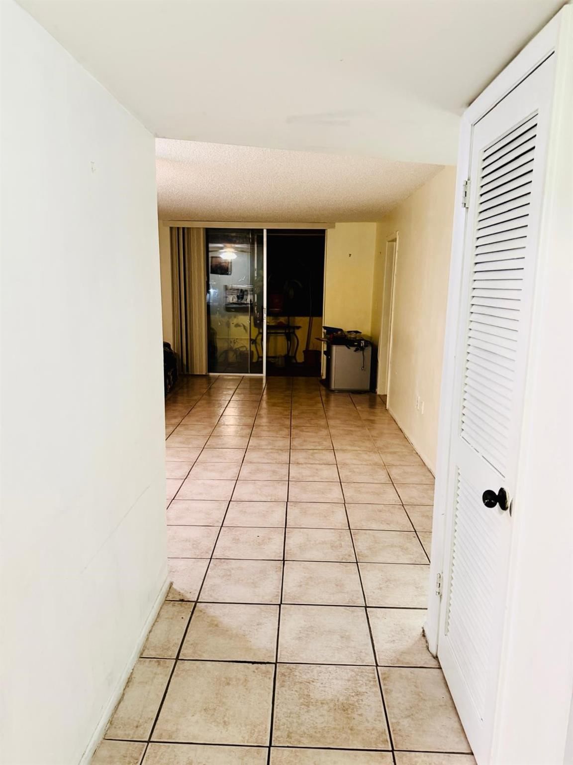 8460 Sunrise Lakes Boulevard #202, Sunrise, FL 33322 photo 5