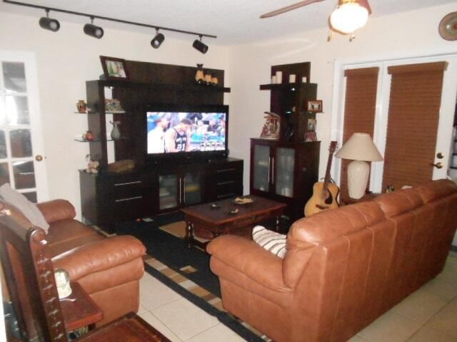 54 Matador Lane, Davie, FL 33324 photo 4