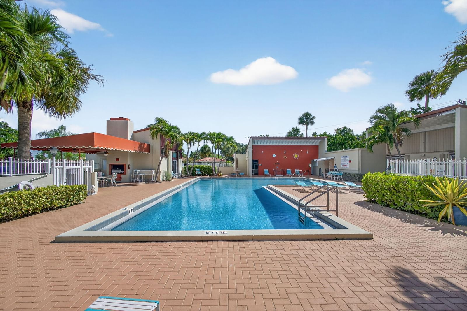 2532 S Boundbrook Dr DR S #102, Palm Springs, FL 33406 photo 4