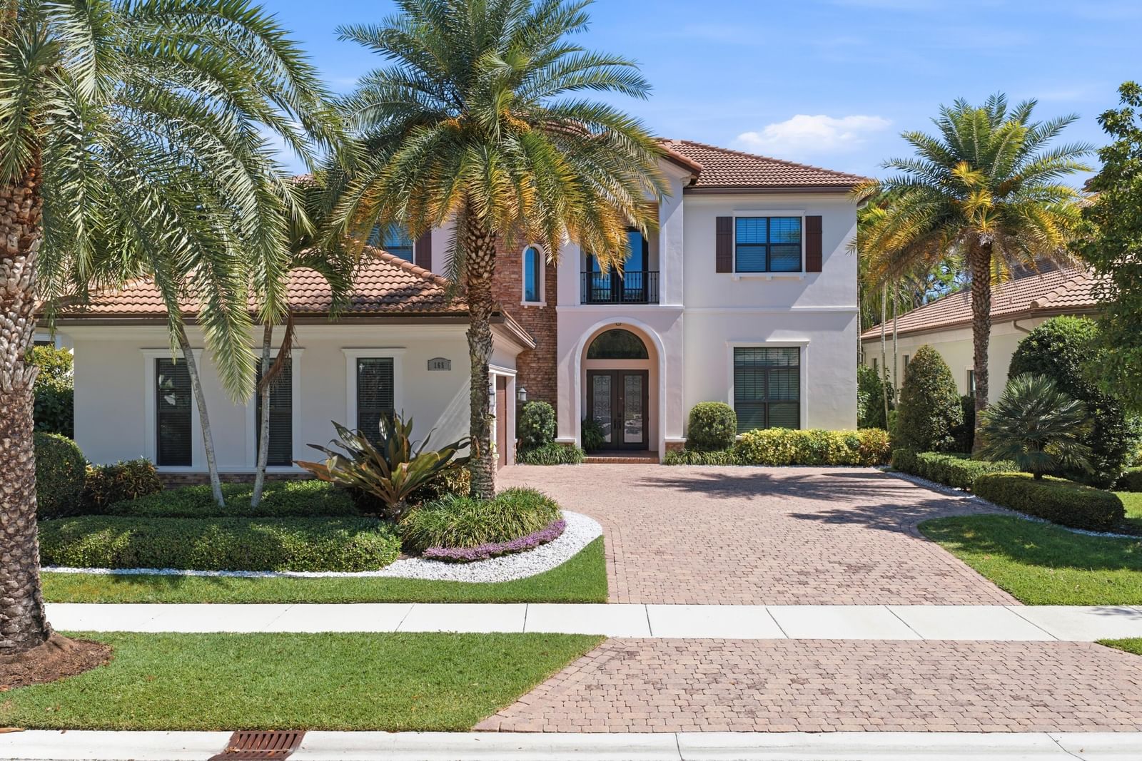 165 Gardenia Isle Drive, Palm Beach Gardens, FL 33418 photo 2