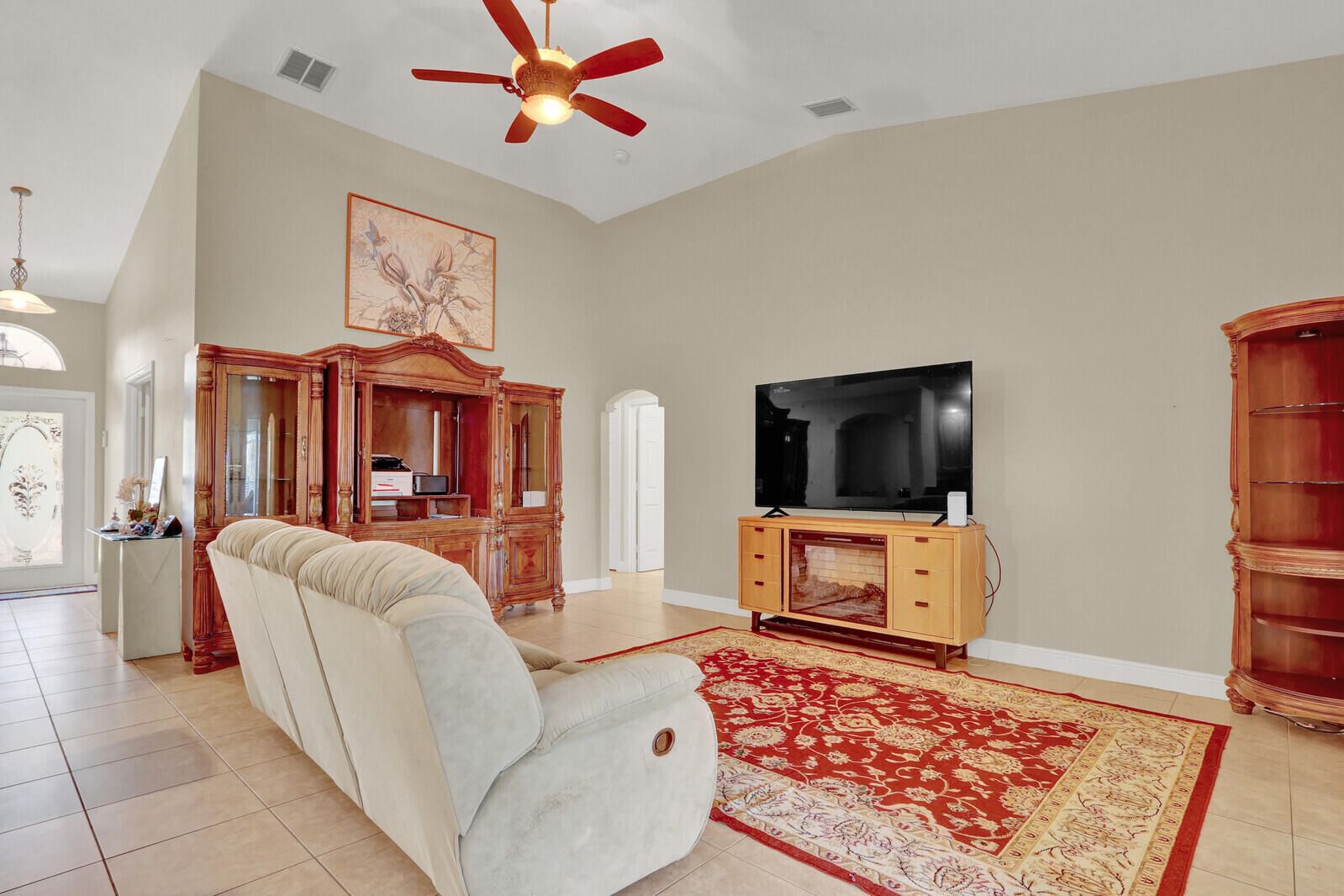 1701 SW Penrose Avenue, Port St Lucie, FL 34953 photo 5