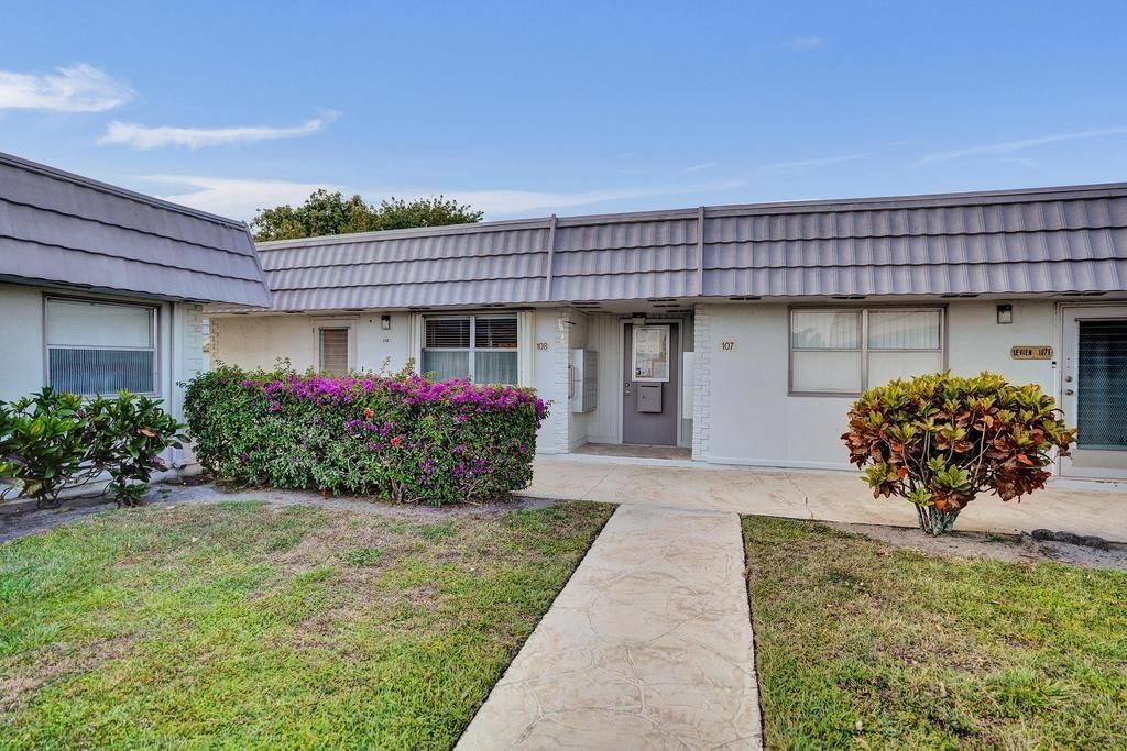 108 Valencia Boulevard #E108, Delray Beach, FL 33446 photo 2