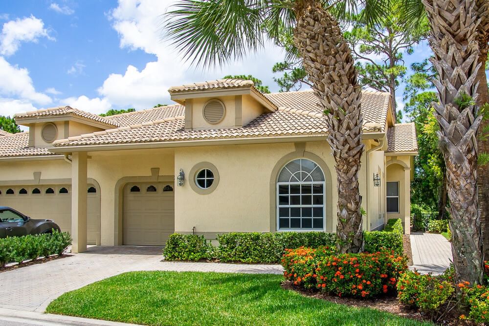 7084 Torrey Pines Circle, Port St Lucie, FL 34986 photo 4