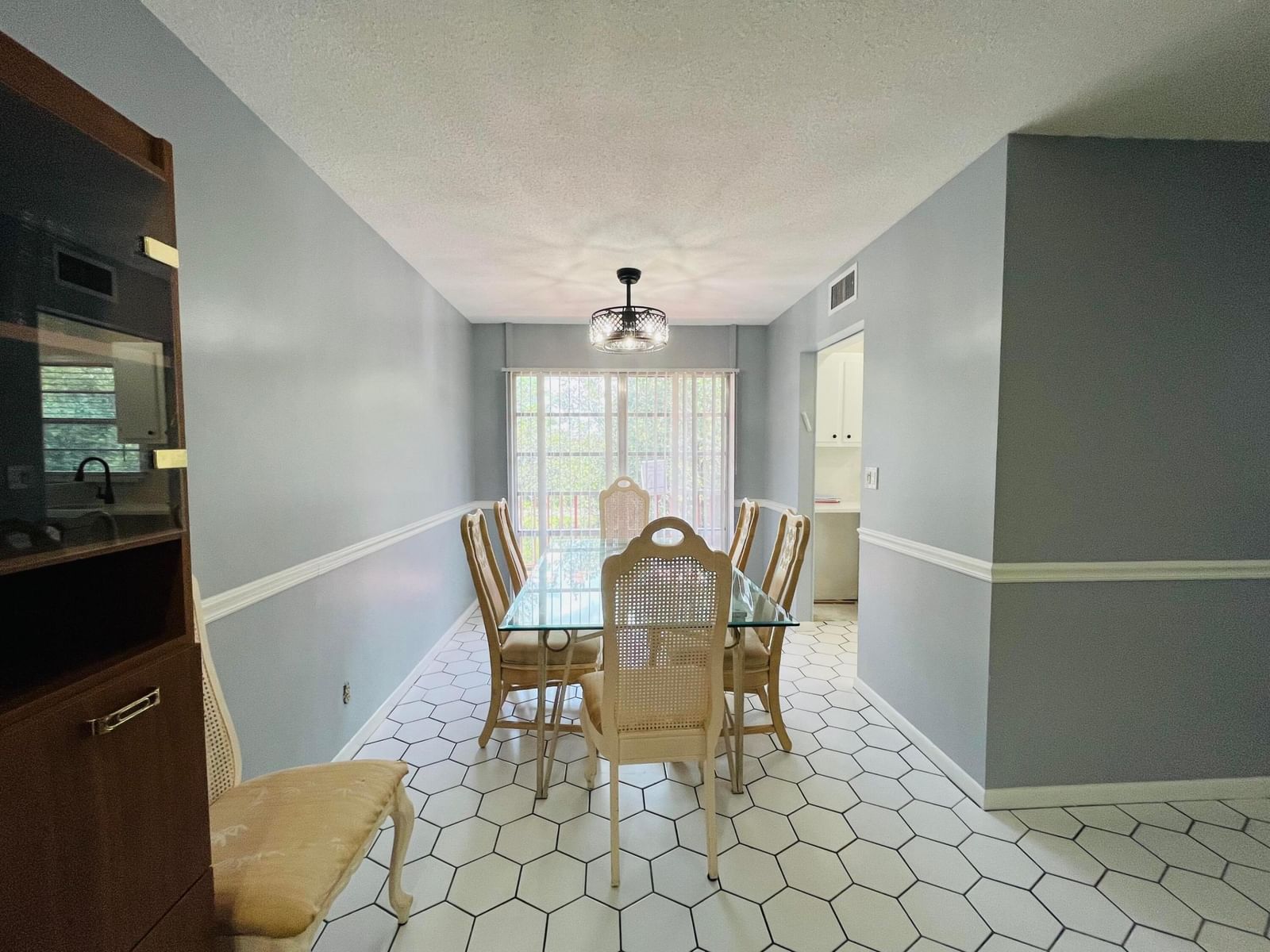 11 Golfs Edge E #E, West Palm Beach, FL 33417 photo 5