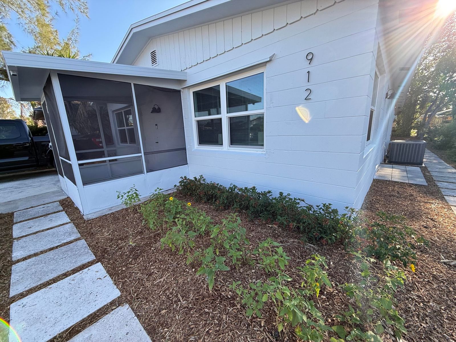 912 SE Tarpon Avenue, Stuart, FL 34994 photo 3