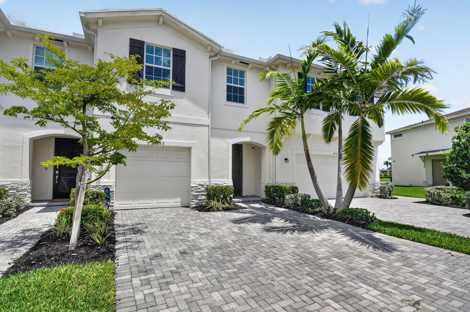 6933 N Harbours Edge Avenue, Lake Worth, FL 33467 photo 3