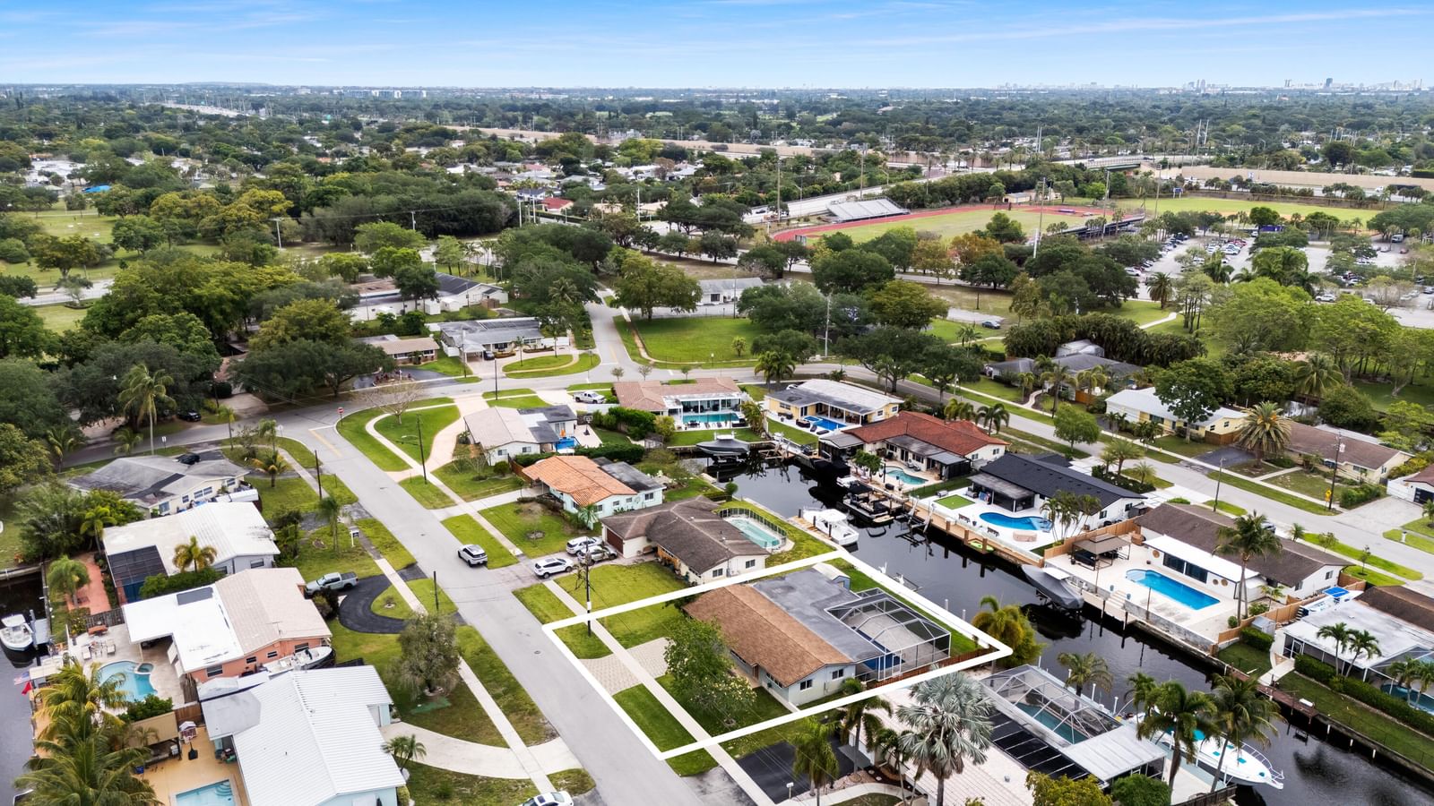 1340 SW 56th Avenue, Plantation, FL 33317 photo 4