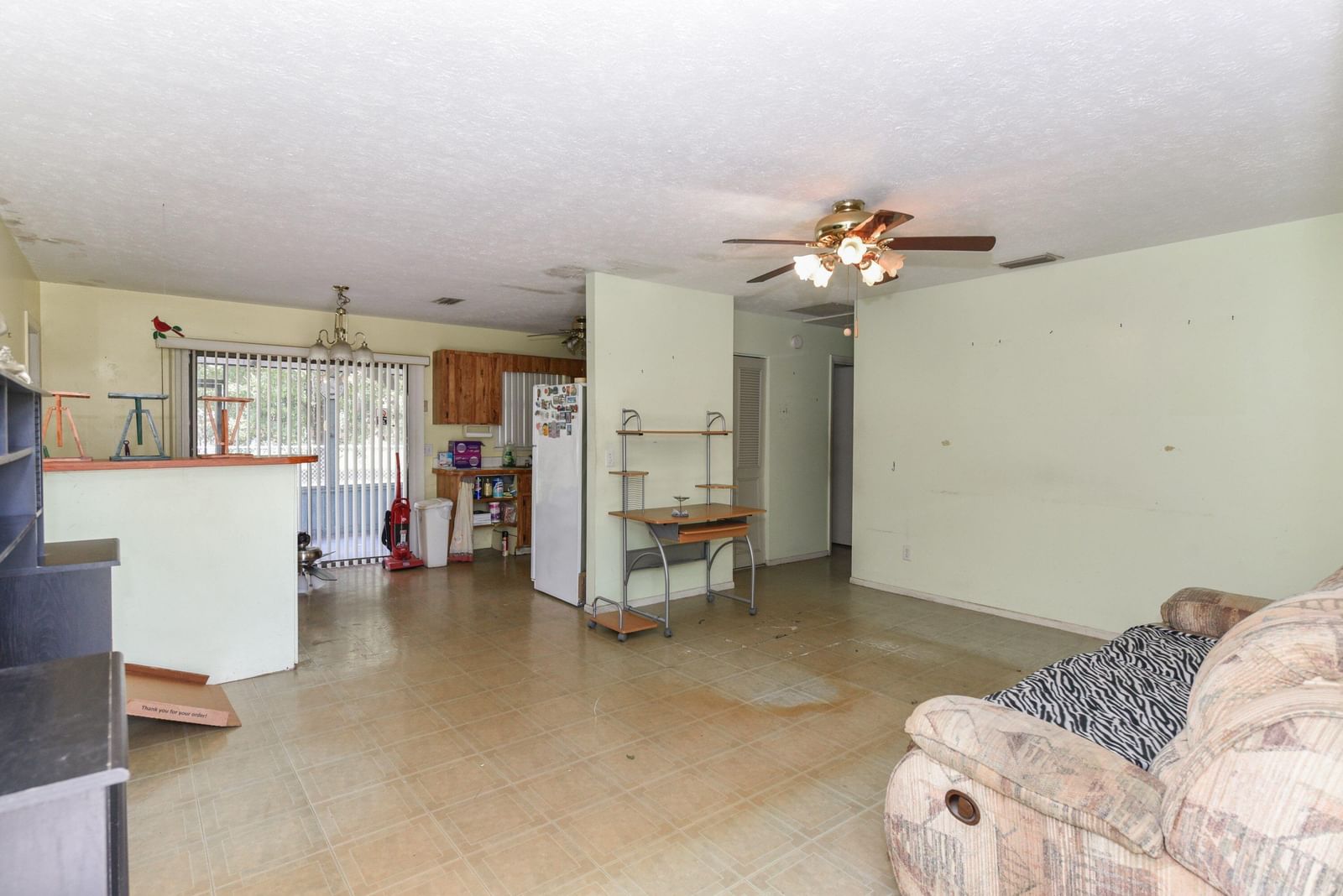 915 SW John Maccormack Terrace, Port St Lucie, FL 34953 photo 5