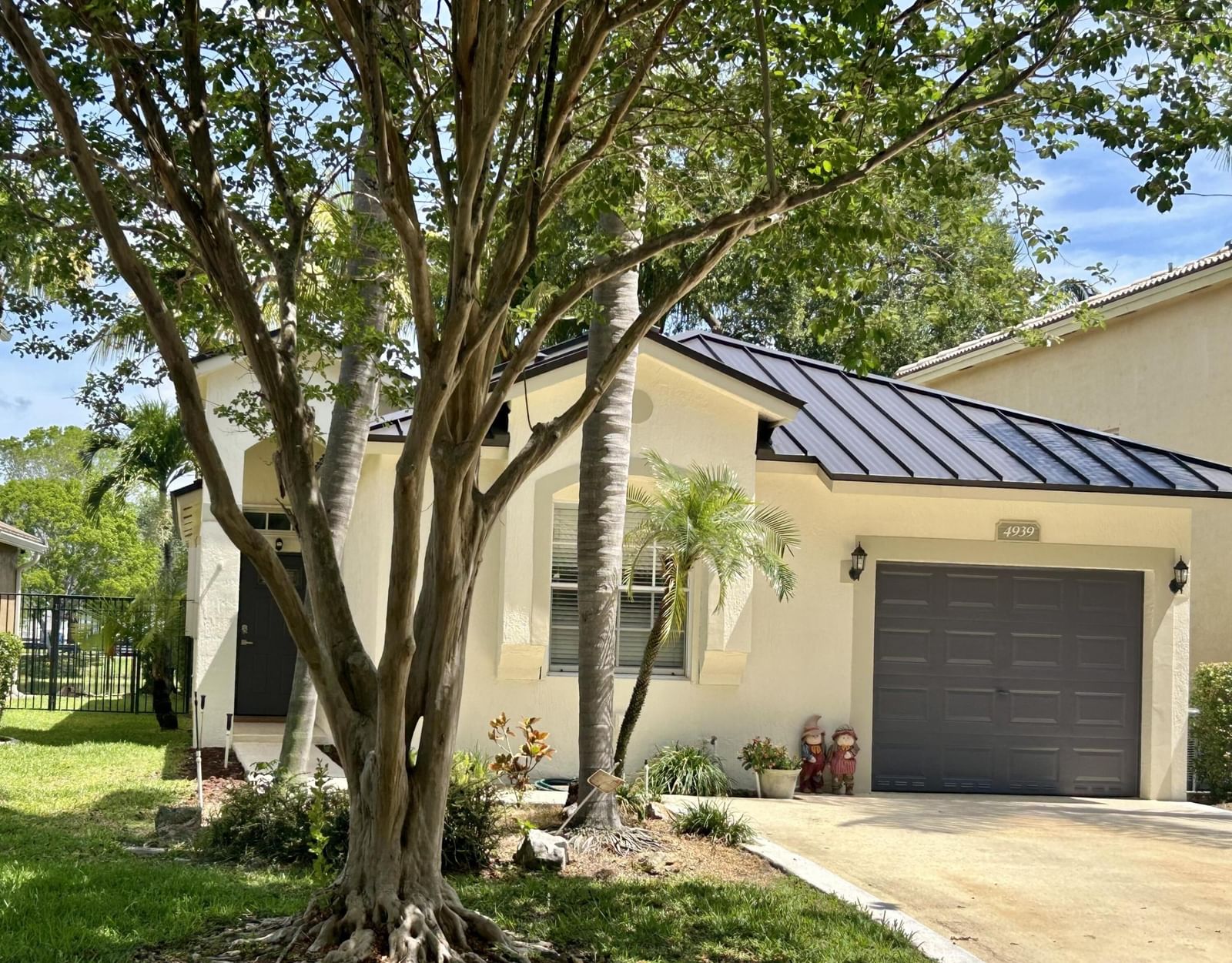 4939 Pelican Street, Coconut Creek, FL 33073 photo 2