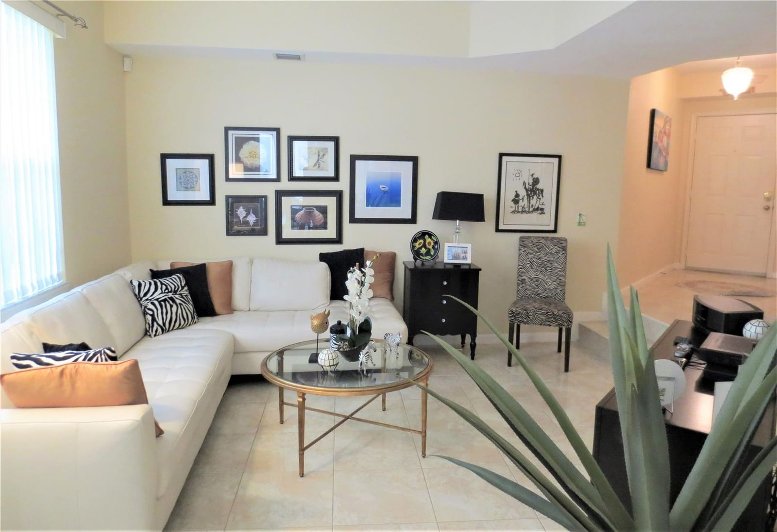 1900 Oceanwalk Lane #117, Lauderdale By The Sea, FL 33062 photo 3