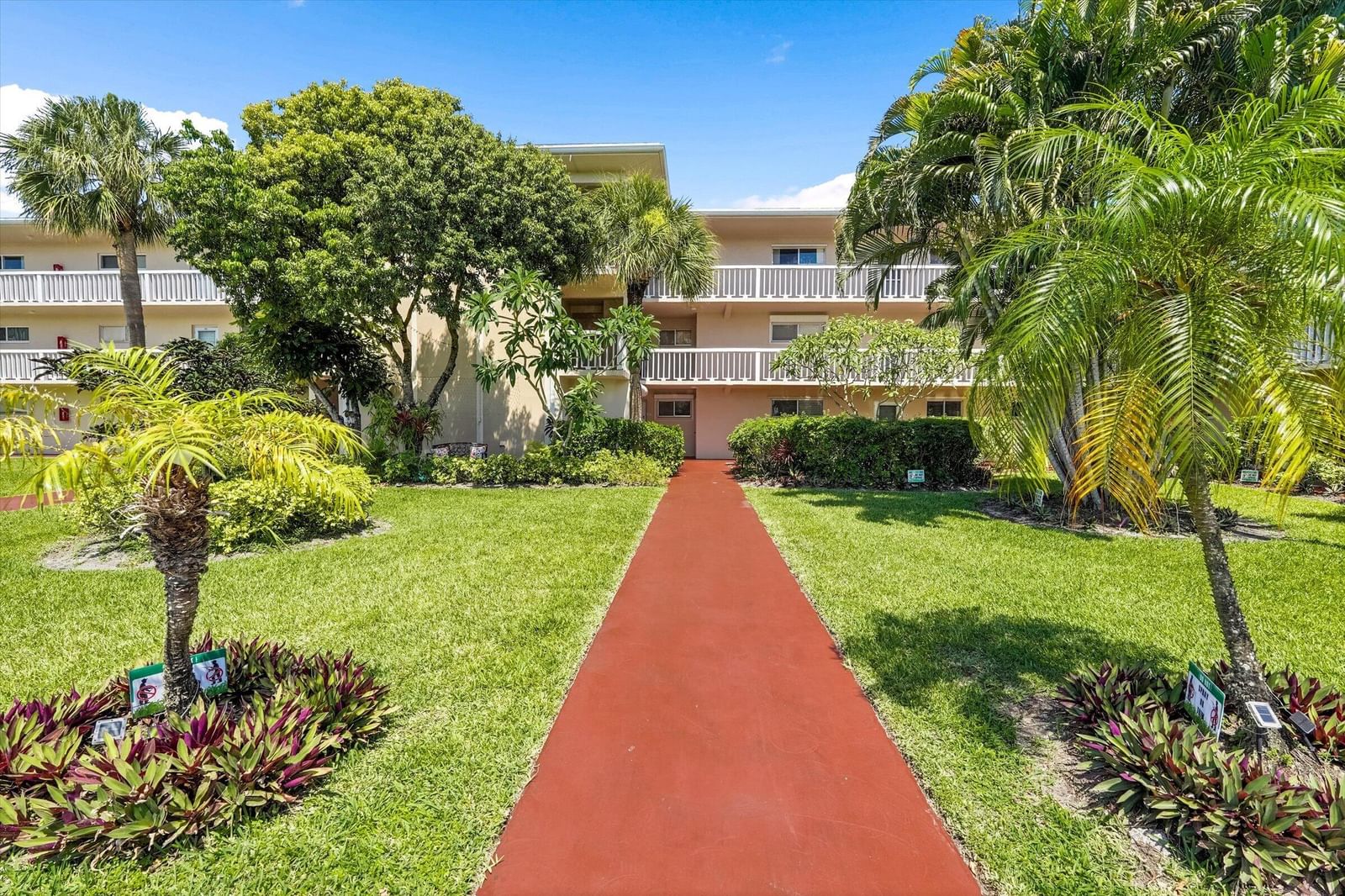 2856 S Garden Dr Drive S #212, Lake Worth, FL 33461 photo 2
