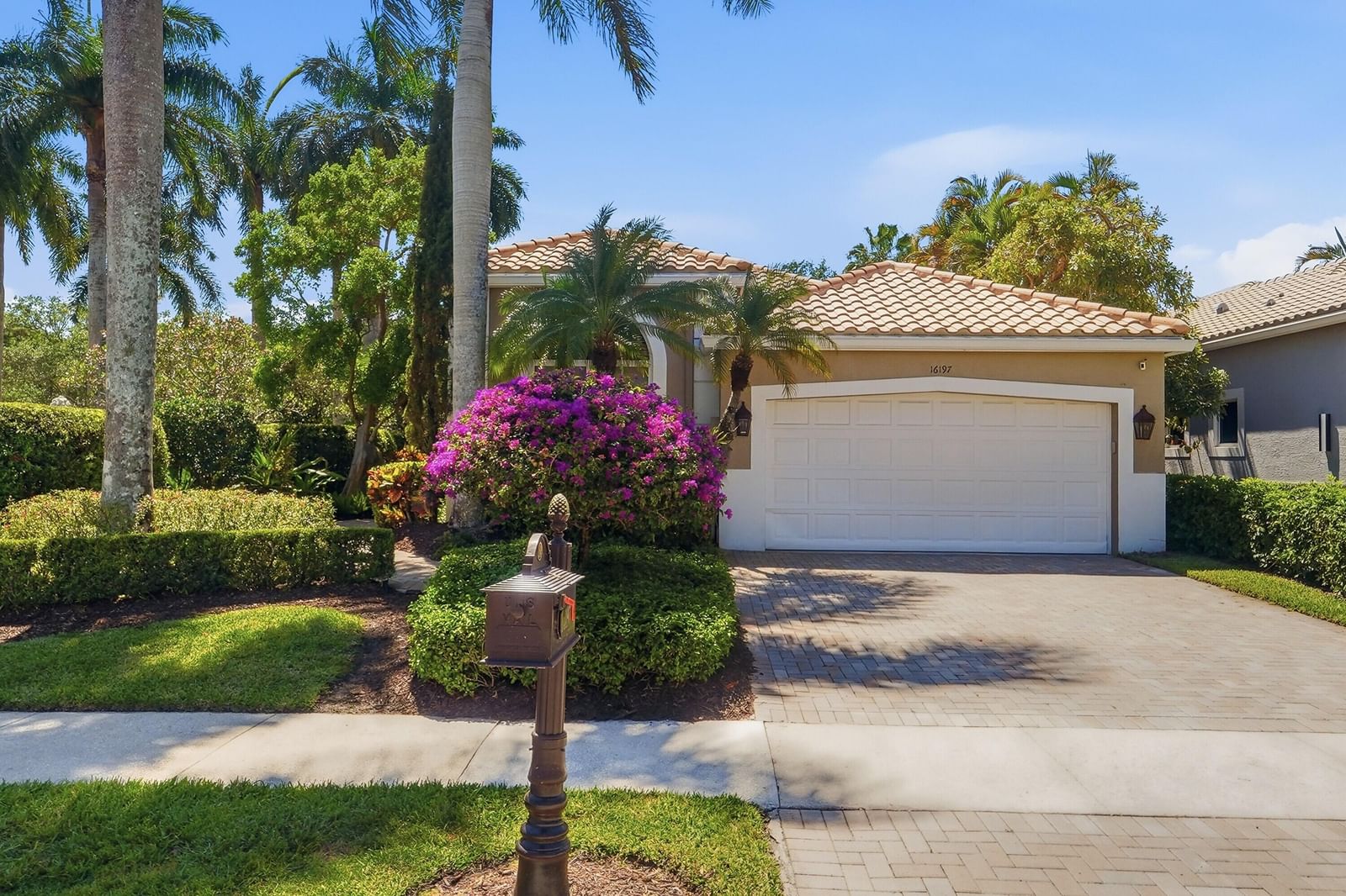 16197 Villa Vizcaya Place, Delray Beach, FL 33446 photo 3