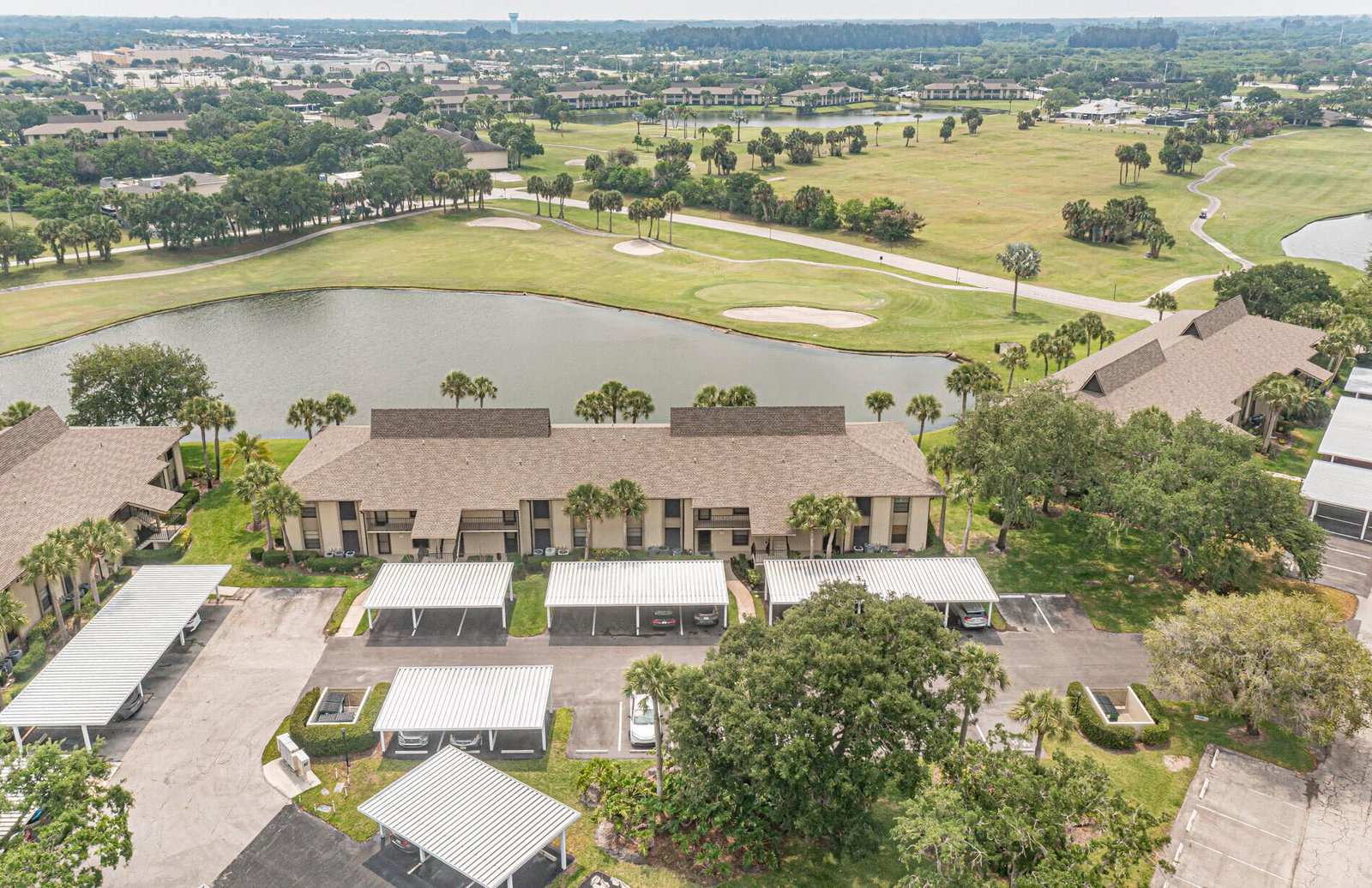 23 Plantation Drive #102, Vero Beach, FL 32966 photo 2