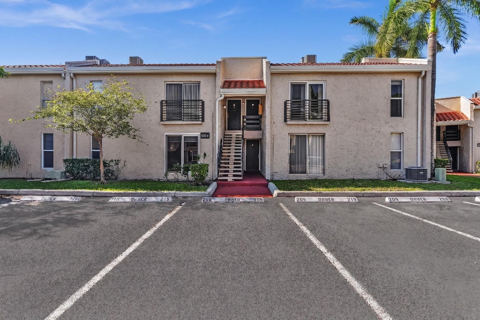 5314 NE 6 Avenue #E20, Oakland Park, FL 33334 photo 2