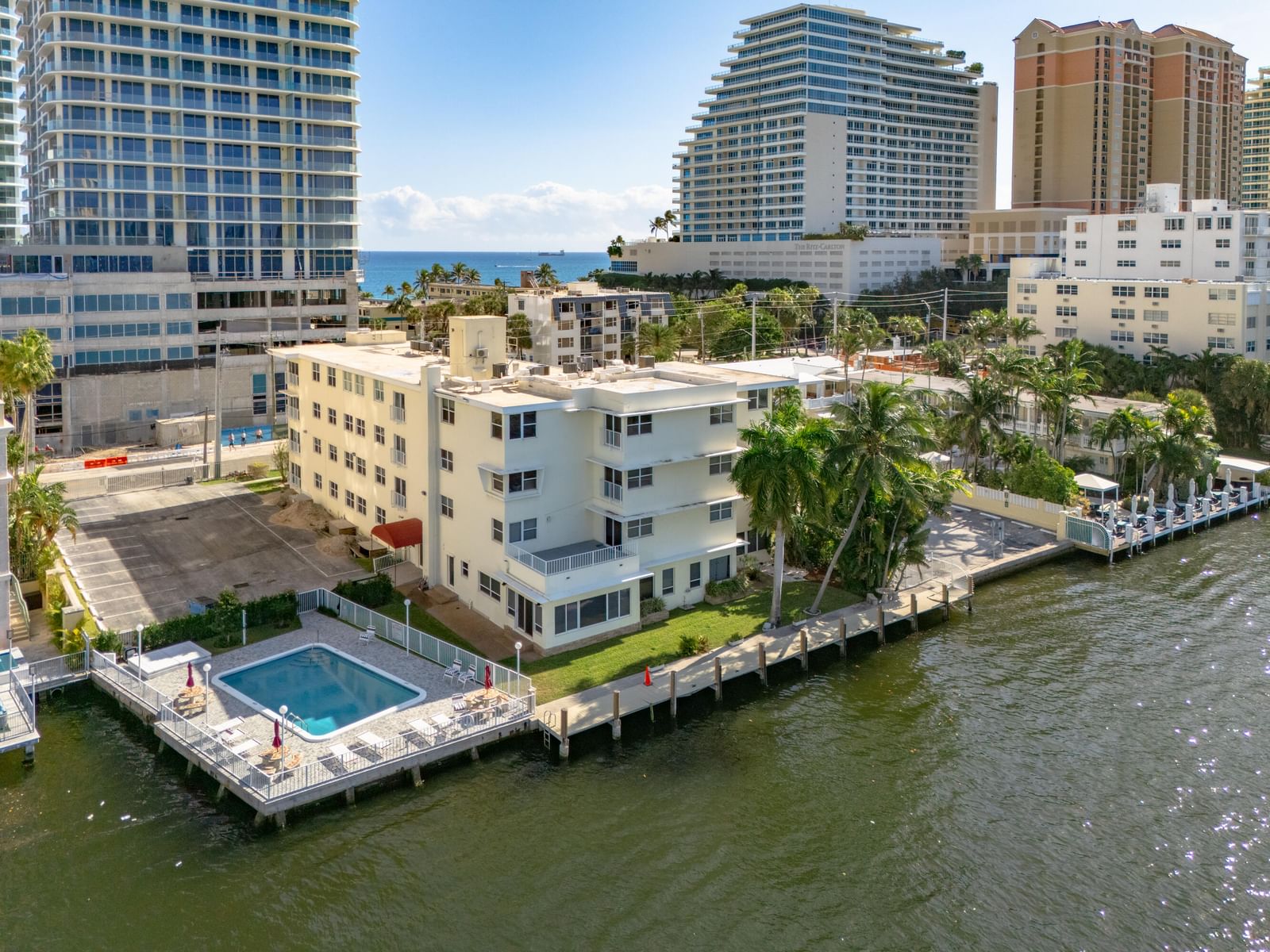 125 N Birch Road, Fort Lauderdale, FL photo 2