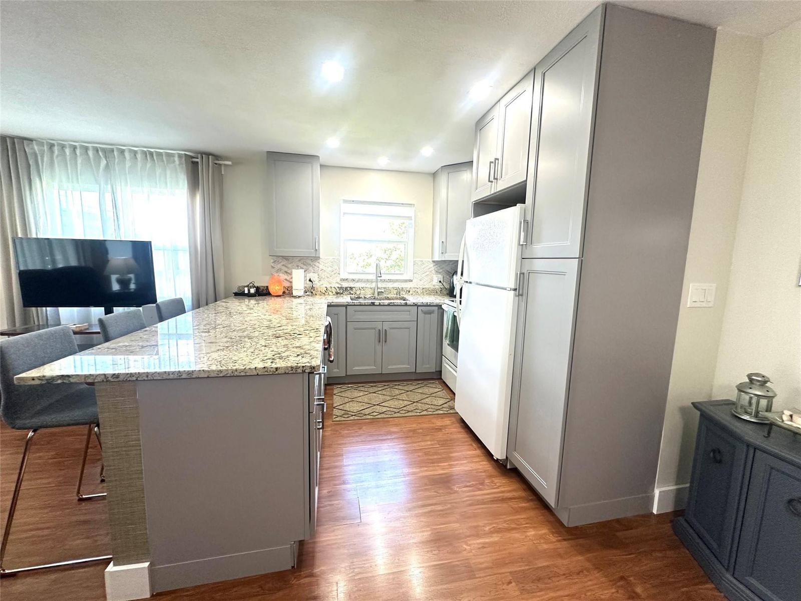 528 Tilford X, Deerfield Beach, FL 33442 photo 3