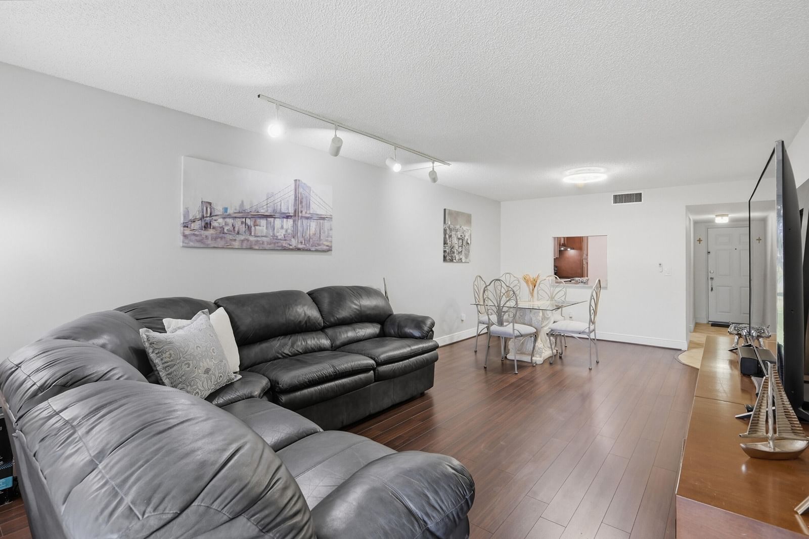 3231 Holiday Springs Boulevard #110, Margate, FL 33063 photo 4