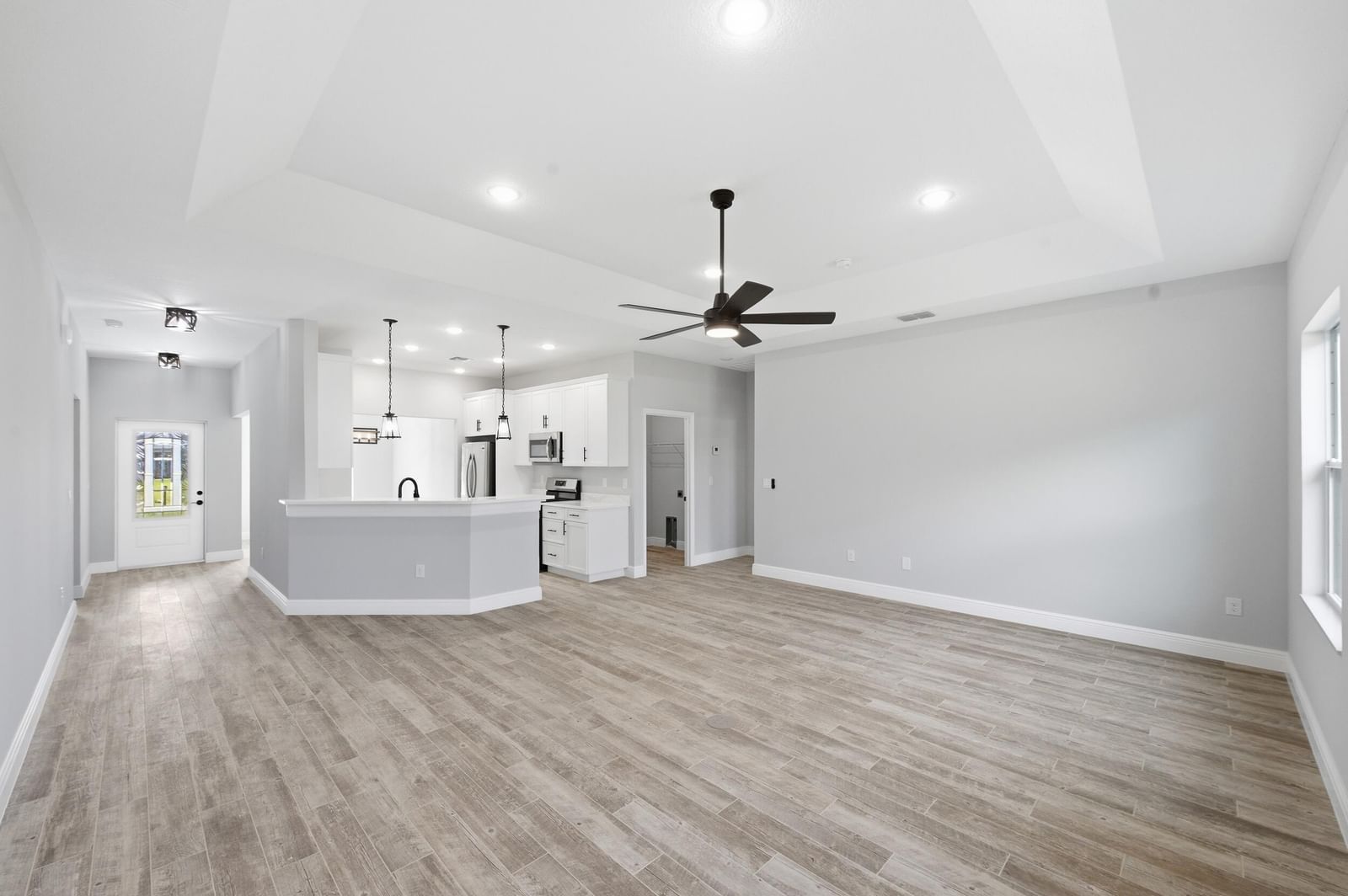 8345 100th Avenue, Vero Beach, FL 32967 photo 2