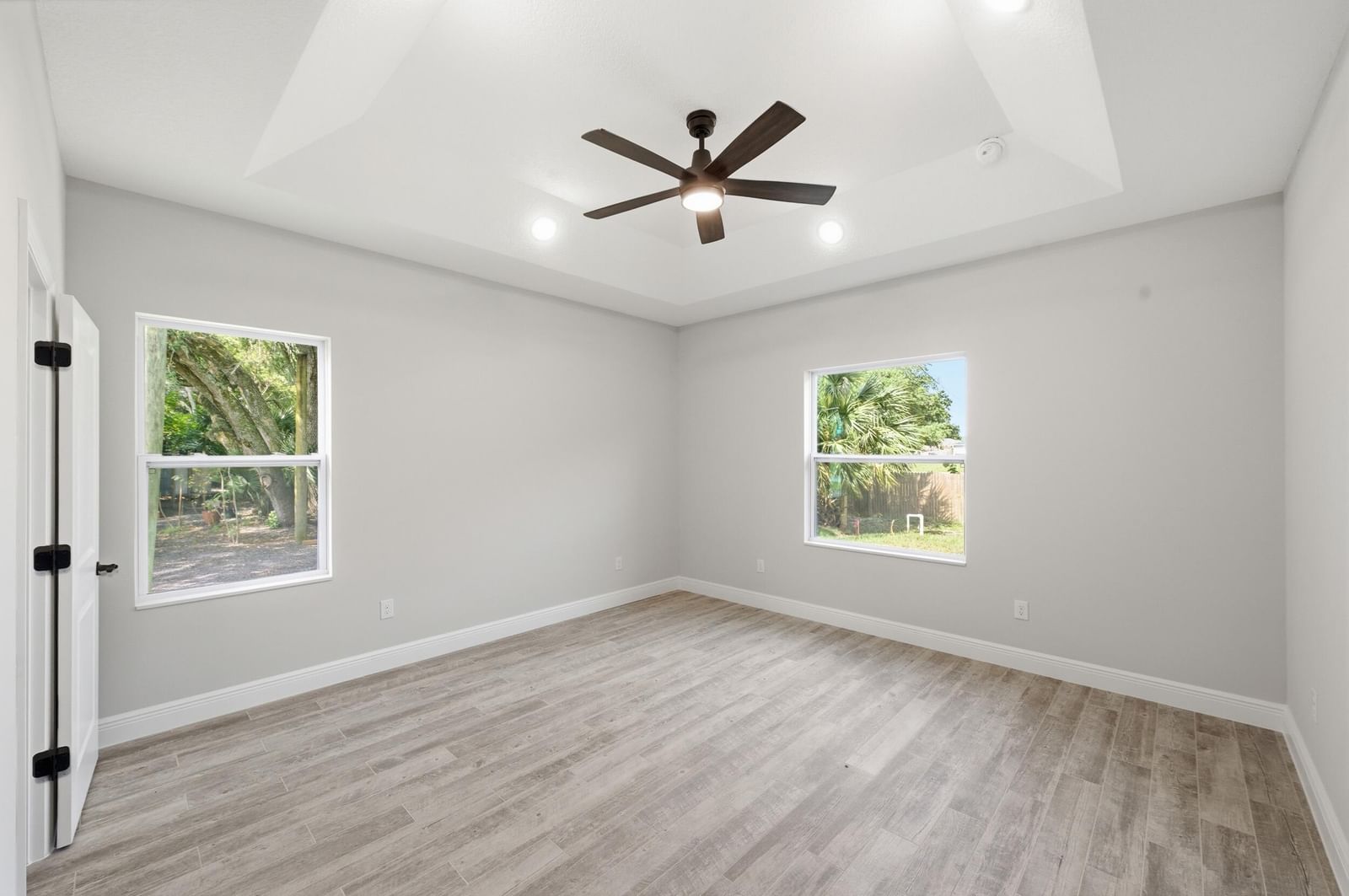 8345 100th Avenue, Vero Beach, FL 32967 photo 3