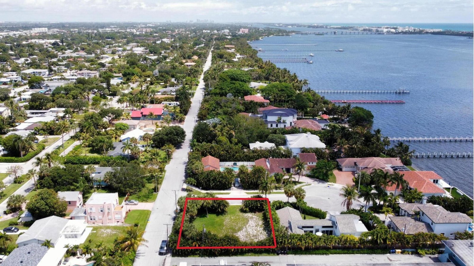 7 Lakeside Palms Court, Lake Worth Beach, FL 33460 photo 2
