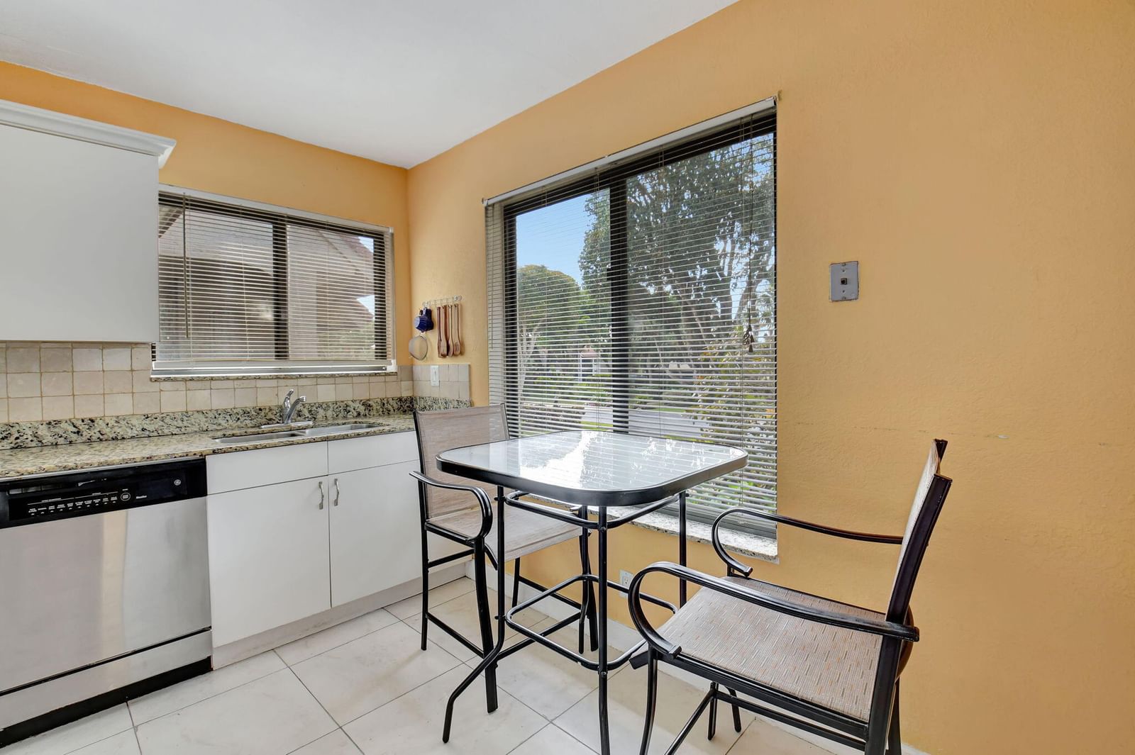 5715 Fairway Park Drive #201, Boynton Beach, FL 33437 photo 4